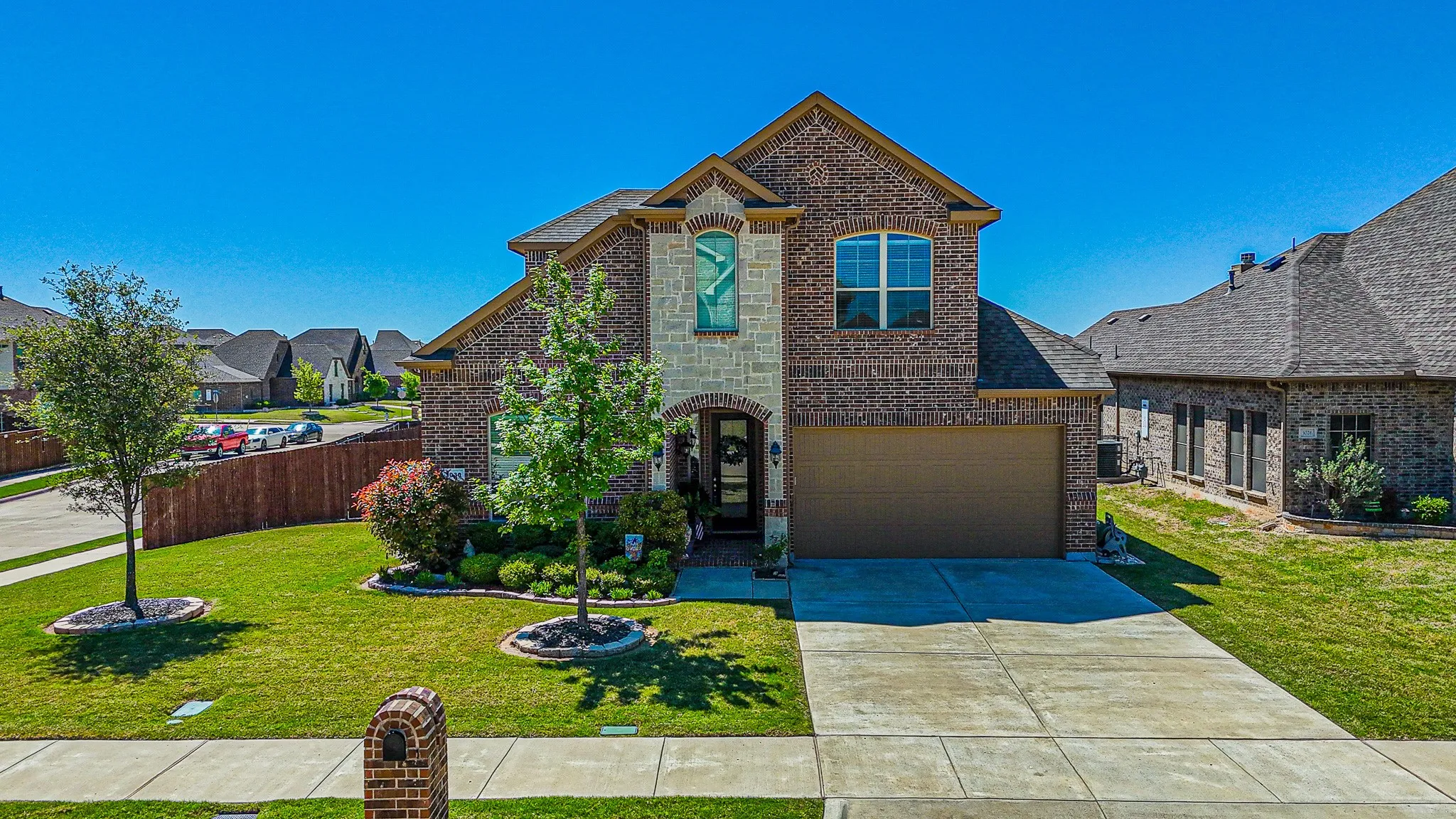 Single Family Residence For Sale in Ellis County , 3030 Burgundy Lane, Midlothian, Texas 76065, 5 Bedroom, 3 Bathroom, 2 Garage spaces, 2,930 Sqft, built in 2018, Preowned, Price $479,000, mls#21221907, Real Estate Agent in Midlothian, Homes For Sale in Ellis county, Homes For Sale in Midlothian, Realtor in Midlothian Texas, Real Estate Brokerage Independent Realty Texas, Luminita Cordes Realtor
