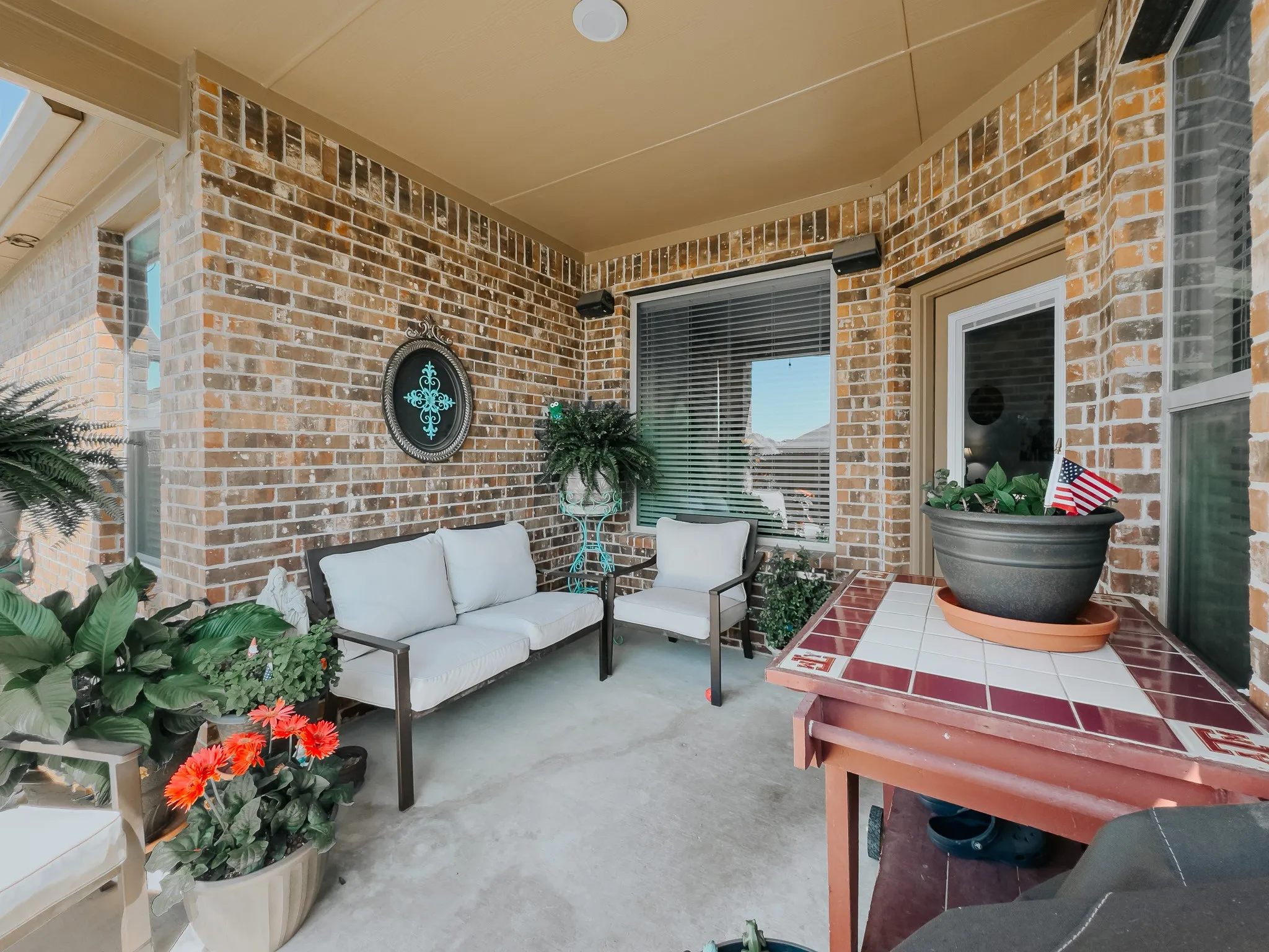 View of patio / terrace with an outdoor living space, great for family gathering to BBQ