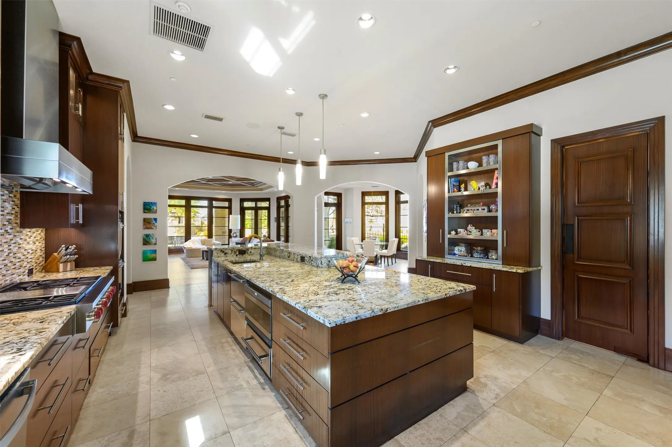 Abundance of storage and walk-in Pantry