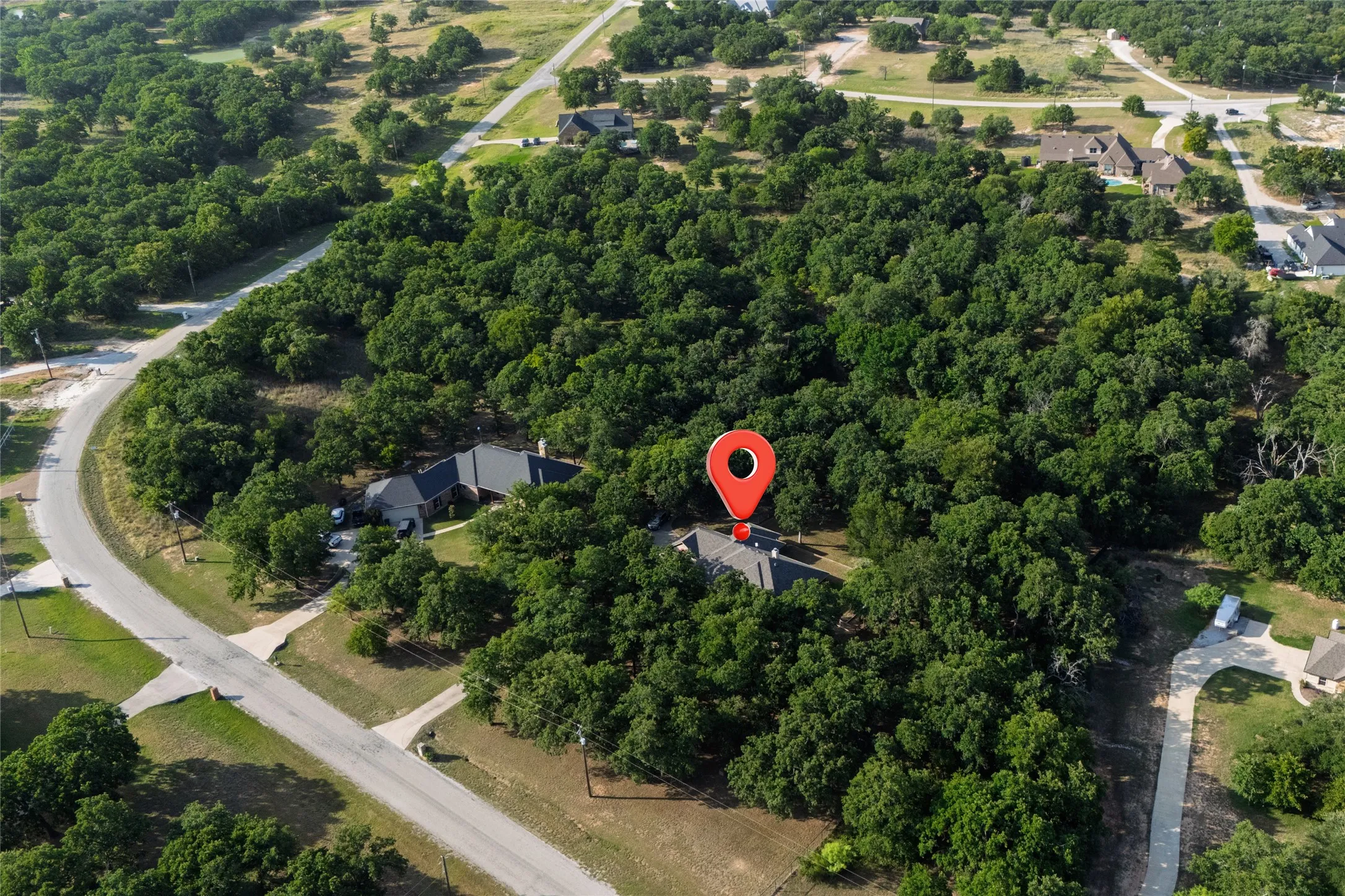 Single Family Residence For Sale in Parker County , 349 Sandpiper Drive, Weatherford, Texas 76088, 3 Bedroom, 2 Bathroom, 2 Garage spaces, 2,256 Sqft, built in 2005, Preowned, mls#21222649, Real Estate Agent in Weatherford, Homes For Sale in Parker county, Homes For Sale in Weatherford, Realtor in Weatherford Texas, Real Estate Brokerage Independent Realty Texas, Luminita Cordes Realtor
