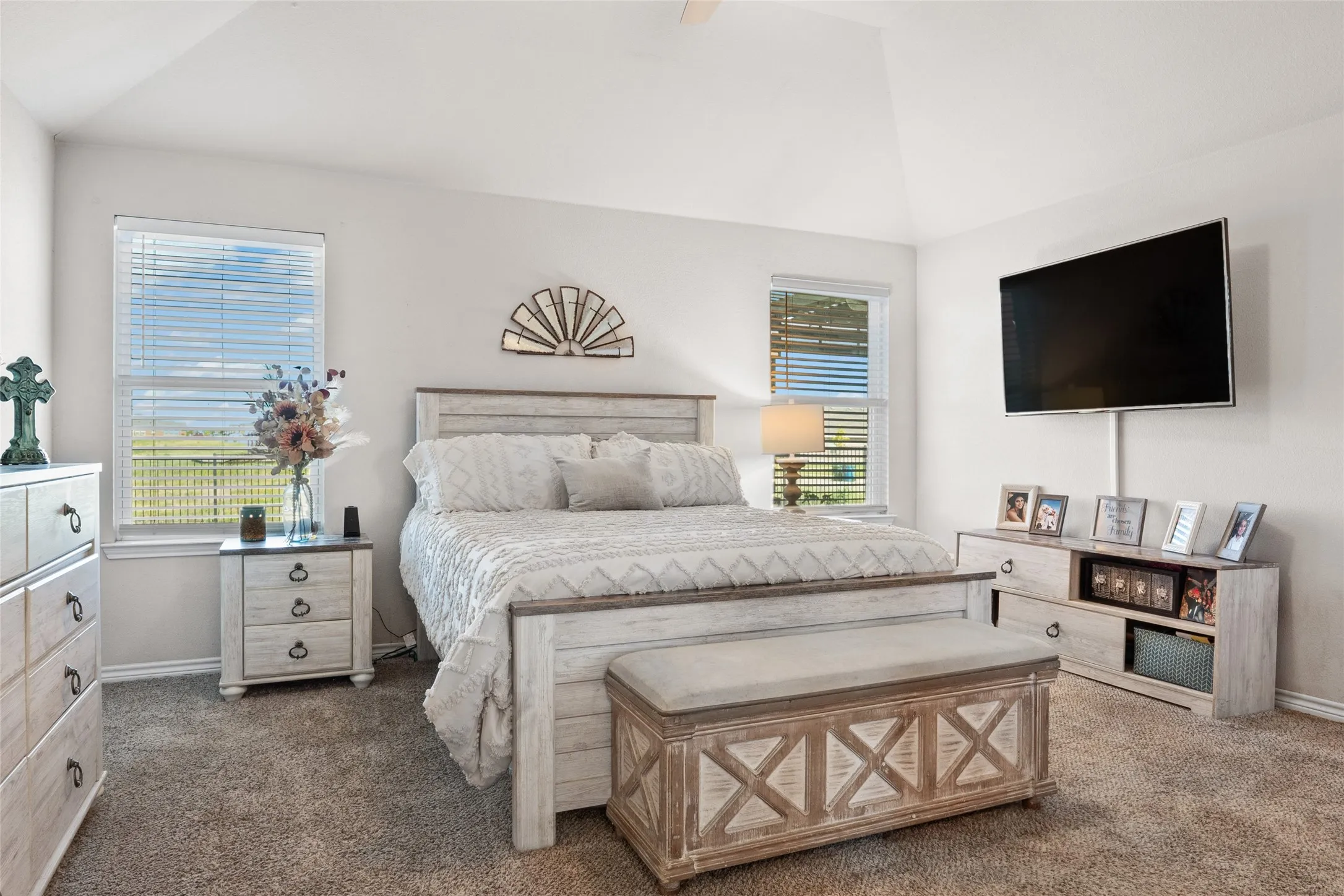 Single Family Residence For Sale in Denton County , 4126 Bridle Path Lane, Sanger, Texas 76266, 3 Bedroom, 2 Bathroom, 2 Garage spaces, 2,047 Sqft, built in 2016, Preowned, mls#21222653, Real Estate Agent in Sanger, Homes For Sale in Denton county, Homes For Sale in Sanger, Realtor in Sanger Texas, Real Estate Brokerage Independent Realty Texas, Luminita Cordes Realtor