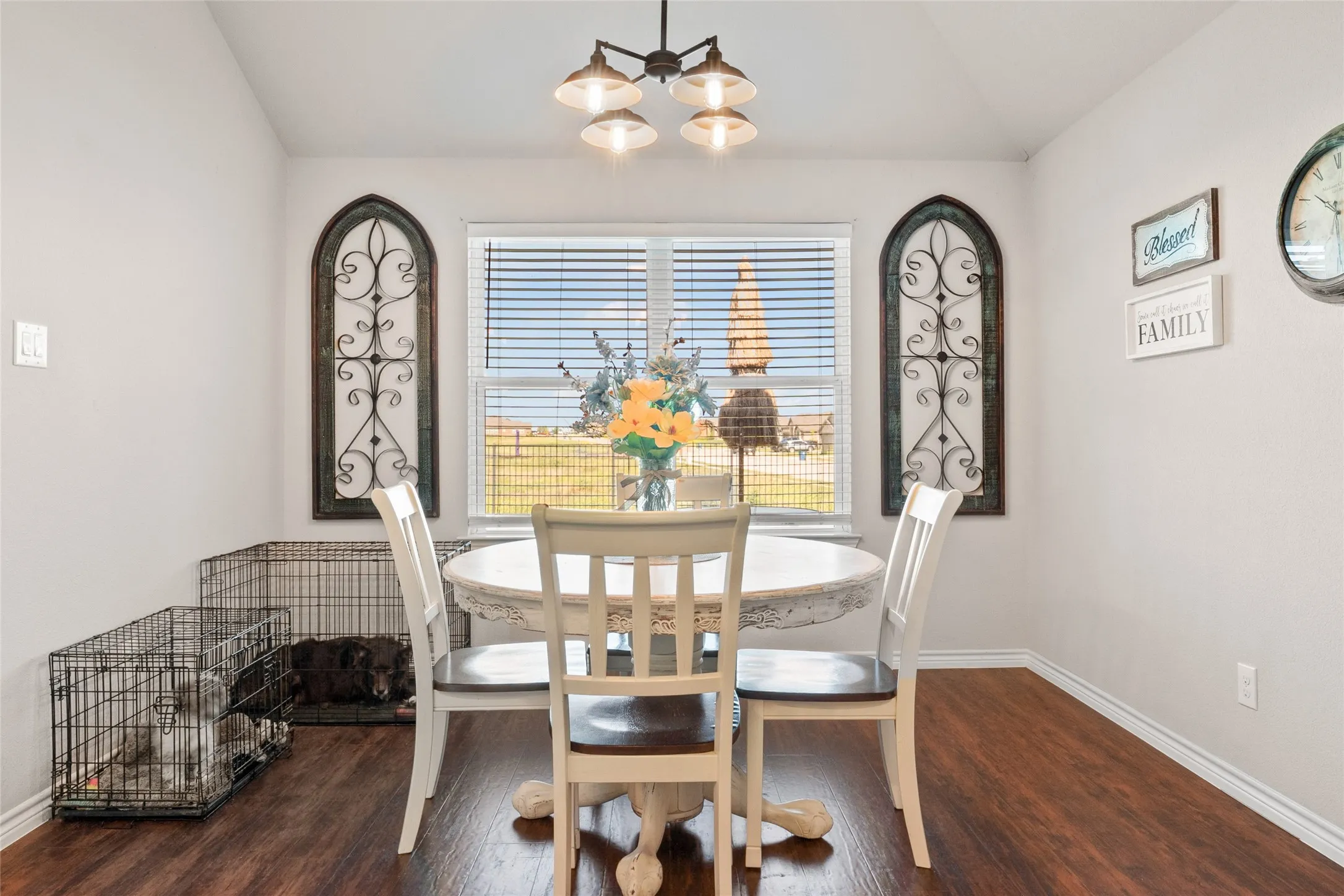 Single Family Residence For Sale in Denton County , 4126 Bridle Path Lane, Sanger, Texas 76266, 3 Bedroom, 2 Bathroom, 2 Garage spaces, 2,047 Sqft, built in 2016, Preowned, mls#21222653, Real Estate Agent in Sanger, Homes For Sale in Denton county, Homes For Sale in Sanger, Realtor in Sanger Texas, Real Estate Brokerage Independent Realty Texas, Luminita Cordes Realtor