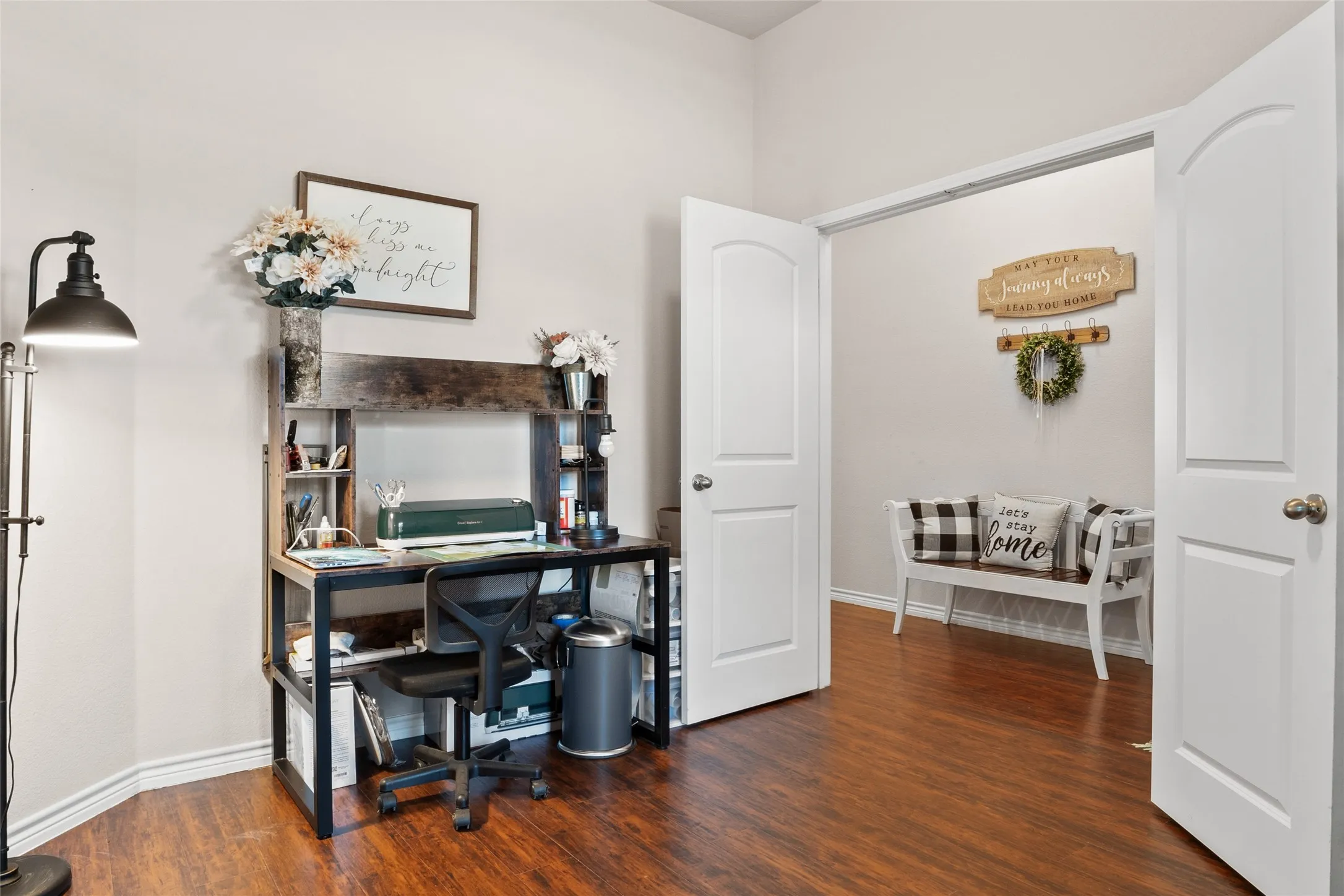 Single Family Residence For Sale in Denton County , 4126 Bridle Path Lane, Sanger, Texas 76266, 3 Bedroom, 2 Bathroom, 2 Garage spaces, 2,047 Sqft, built in 2016, Preowned, mls#21222653, Real Estate Agent in Sanger, Homes For Sale in Denton county, Homes For Sale in Sanger, Realtor in Sanger Texas, Real Estate Brokerage Independent Realty Texas, Luminita Cordes Realtor