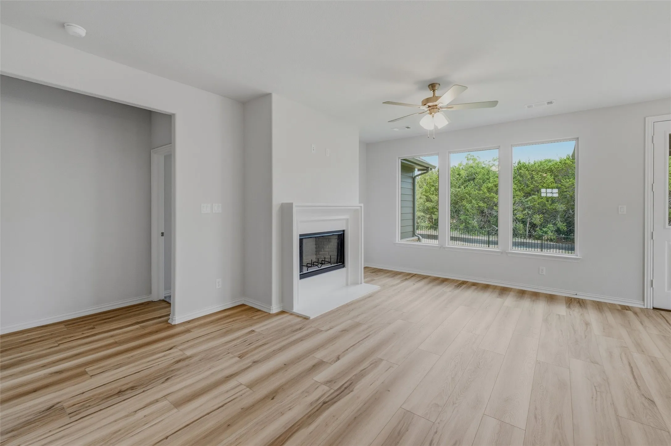 Single Family Residence For Sale in Parker County , 508 Park Side Drive, Weatherford, Texas 76087, 4 Bedroom, 3 Bathroom, 2 Garage spaces, 2,669 Sqft, built in 2026, New Construction - Incomplete, mls#21222740, Real Estate Agent in Weatherford, Homes For Sale in Parker county, Homes For Sale in Weatherford, Realtor in Weatherford Texas, Real Estate Brokerage Independent Realty Texas, Luminita Cordes Realtor