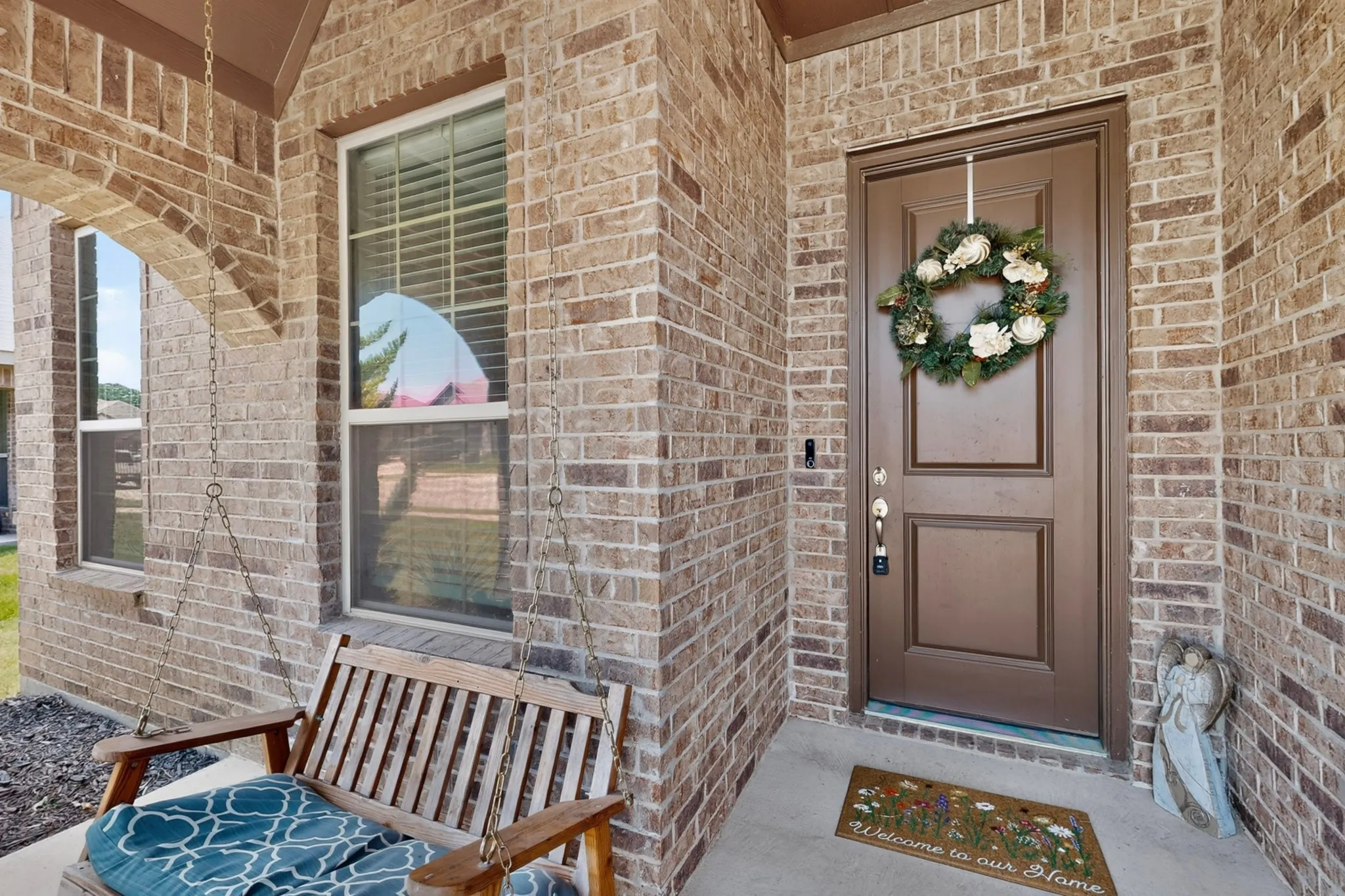 Single Family Residence For Sale in Johnson County , 117 Cheryl Drive, Keene, Texas 76059, 3 Bedroom, 2 Bathroom, 2 Garage spaces, 1,862 Sqft, built in 2021, mls#21222753, Real Estate Agent in Keene, Homes For Sale in Johnson county, Homes For Sale in Keene, Realtor in Keene Texas, Real Estate Brokerage Independent Realty Texas, Luminita Cordes Realtor