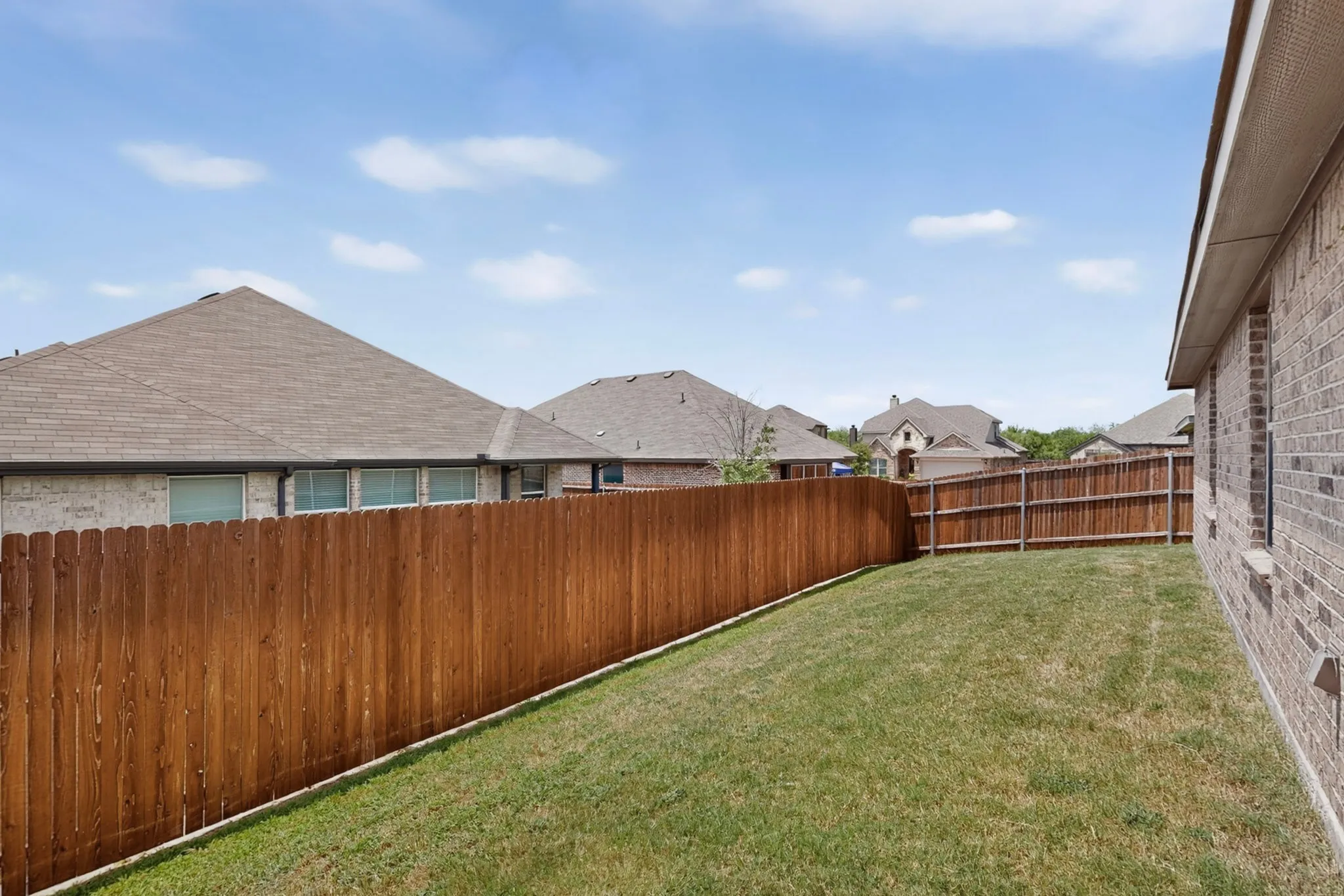Single Family Residence For Sale in Johnson County , 117 Cheryl Drive, Keene, Texas 76059, 3 Bedroom, 2 Bathroom, 2 Garage spaces, 1,862 Sqft, built in 2021, mls#21222753, Real Estate Agent in Keene, Homes For Sale in Johnson county, Homes For Sale in Keene, Realtor in Keene Texas, Real Estate Brokerage Independent Realty Texas, Luminita Cordes Realtor