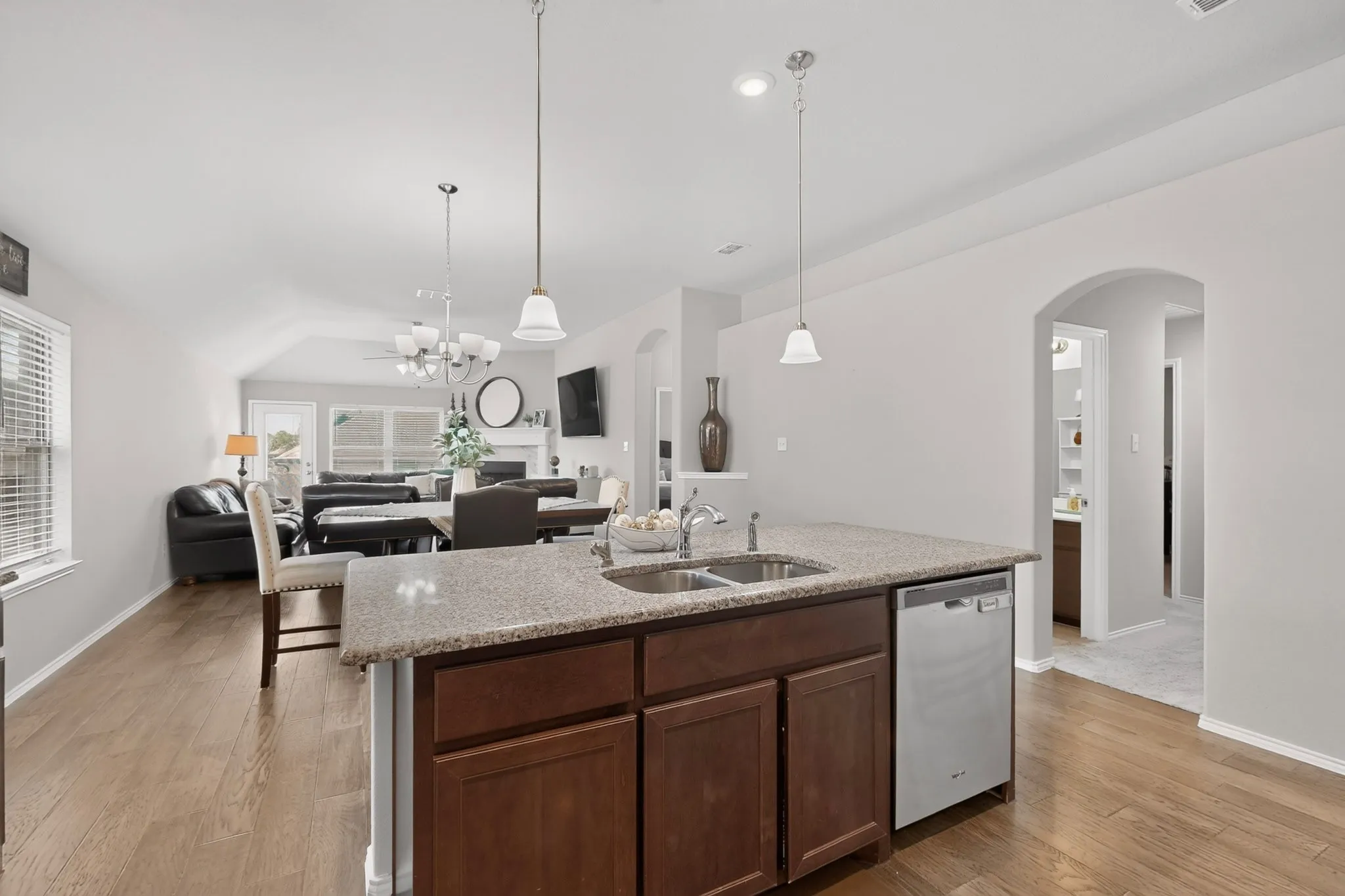 Single Family Residence For Sale in Johnson County , 117 Cheryl Drive, Keene, Texas 76059, 3 Bedroom, 2 Bathroom, 2 Garage spaces, 1,862 Sqft, built in 2021, mls#21222753, Real Estate Agent in Keene, Homes For Sale in Johnson county, Homes For Sale in Keene, Realtor in Keene Texas, Real Estate Brokerage Independent Realty Texas, Luminita Cordes Realtor