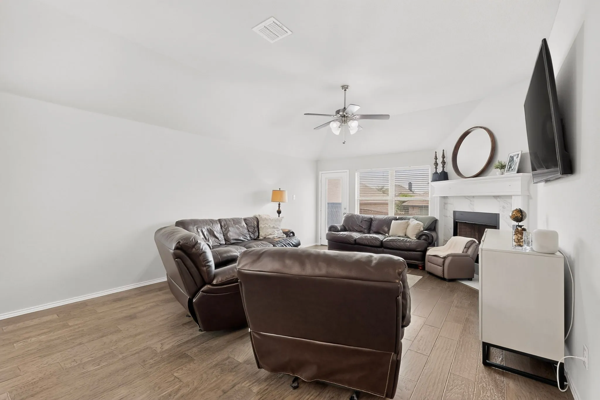 Single Family Residence For Sale in Johnson County , 117 Cheryl Drive, Keene, Texas 76059, 3 Bedroom, 2 Bathroom, 2 Garage spaces, 1,862 Sqft, built in 2021, mls#21222753, Real Estate Agent in Keene, Homes For Sale in Johnson county, Homes For Sale in Keene, Realtor in Keene Texas, Real Estate Brokerage Independent Realty Texas, Luminita Cordes Realtor
