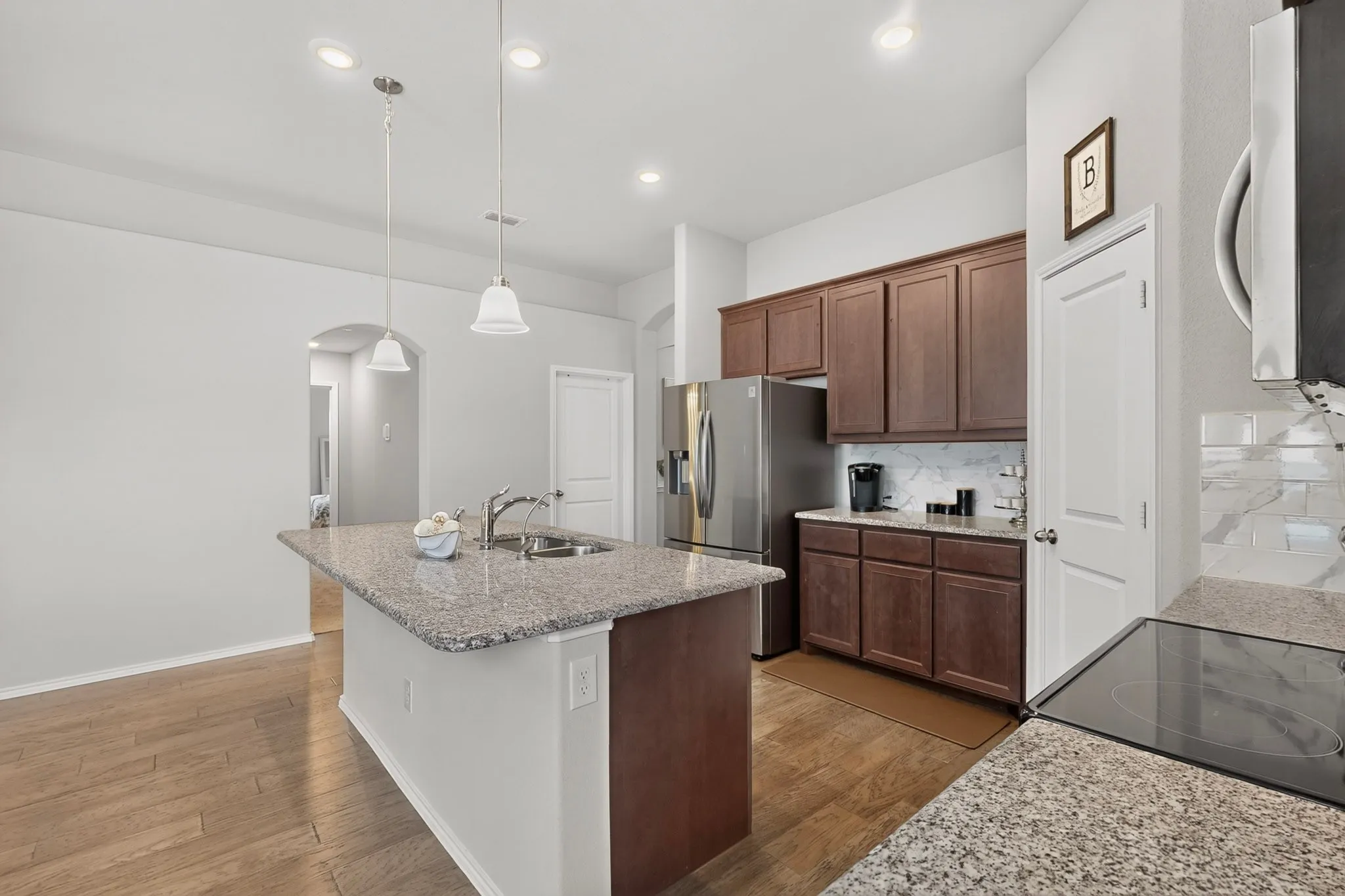 Single Family Residence For Sale in Johnson County , 117 Cheryl Drive, Keene, Texas 76059, 3 Bedroom, 2 Bathroom, 2 Garage spaces, 1,862 Sqft, built in 2021, mls#21222753, Real Estate Agent in Keene, Homes For Sale in Johnson county, Homes For Sale in Keene, Realtor in Keene Texas, Real Estate Brokerage Independent Realty Texas, Luminita Cordes Realtor
