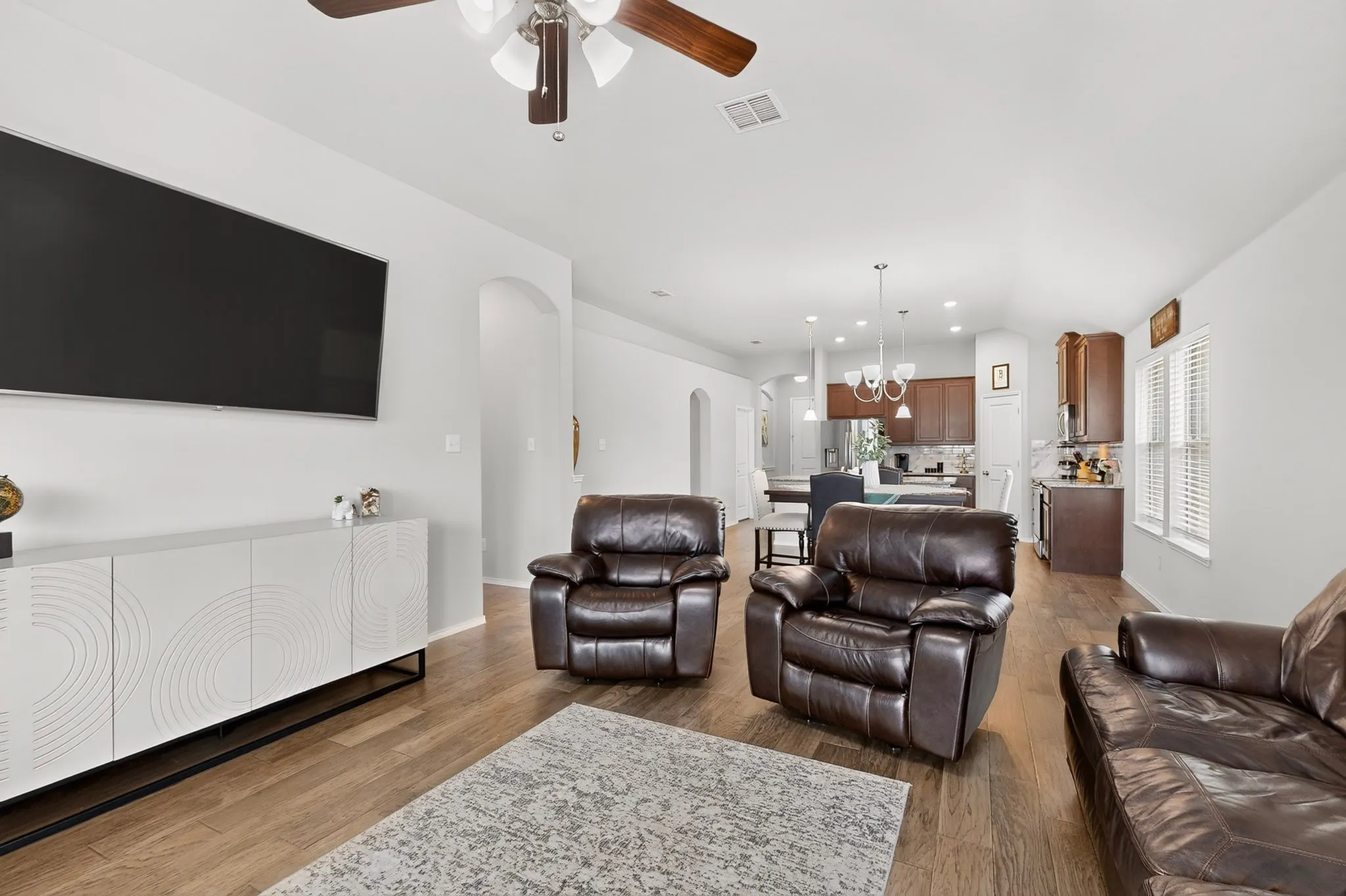 Single Family Residence For Sale in Johnson County , 117 Cheryl Drive, Keene, Texas 76059, 3 Bedroom, 2 Bathroom, 2 Garage spaces, 1,862 Sqft, built in 2021, mls#21222753, Real Estate Agent in Keene, Homes For Sale in Johnson county, Homes For Sale in Keene, Realtor in Keene Texas, Real Estate Brokerage Independent Realty Texas, Luminita Cordes Realtor