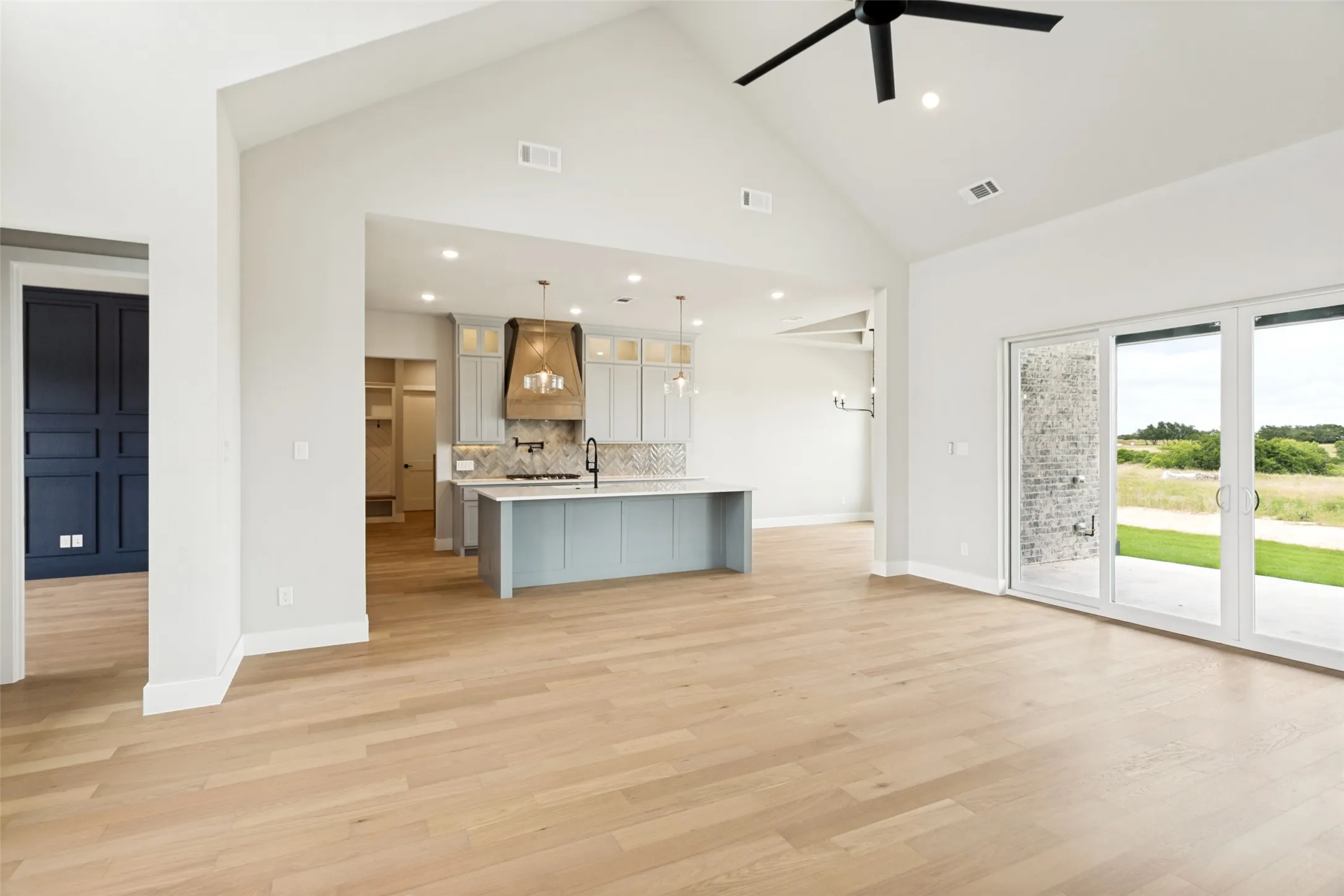 Single Family Residence For Sale in Parker County , 1084 Woodland Road, Weatherford, Texas 76088, 4 Bedrooms, 4 Bathrooms, 3 Garage spaces, 3,308 Sqft, built in 2026, New Construction - Incomplete, Price $892,670, mls#21222710, Real Estate Agent in Weatherford, Homes For Sale in Parker county, Homes For Sale in Weatherford, Realtor in Weatherford Texas, Real Estate Brokerage Independent Realty Texas, Luminita Cordes Realtor