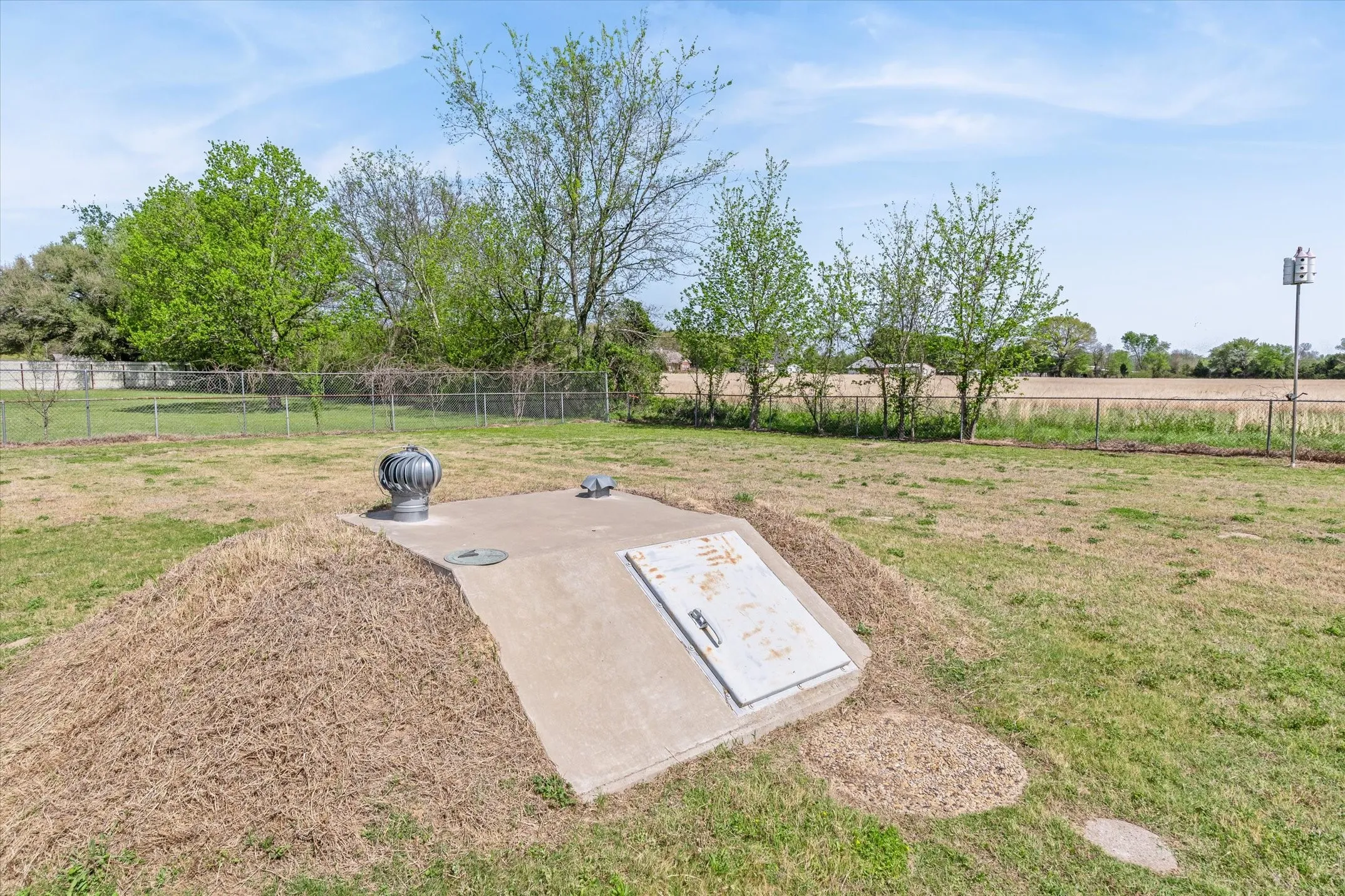 Single Family Residence For Sale in Van Zandt County , 271 VZ County Road 4107, Canton, Texas 75103, 3 Bedroom, 3 Bathroom, 2 Garage spaces, 2,368 Sqft, built in 1997, Preowned, mls#21220807, Real Estate Agent in Canton, Homes For Sale in Van Zandt county, Homes For Sale in Canton, Realtor in Canton Texas, Real Estate Brokerage Independent Realty Texas, Luminita Cordes Realtor