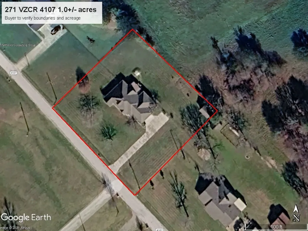 Single Family Residence For Sale in Van Zandt County , 271 VZ County Road 4107, Canton, Texas 75103, 3 Bedroom, 3 Bathroom, 2 Garage spaces, 2,368 Sqft, built in 1997, Preowned, mls#21220807, Real Estate Agent in Canton, Homes For Sale in Van Zandt county, Homes For Sale in Canton, Realtor in Canton Texas, Real Estate Brokerage Independent Realty Texas, Luminita Cordes Realtor