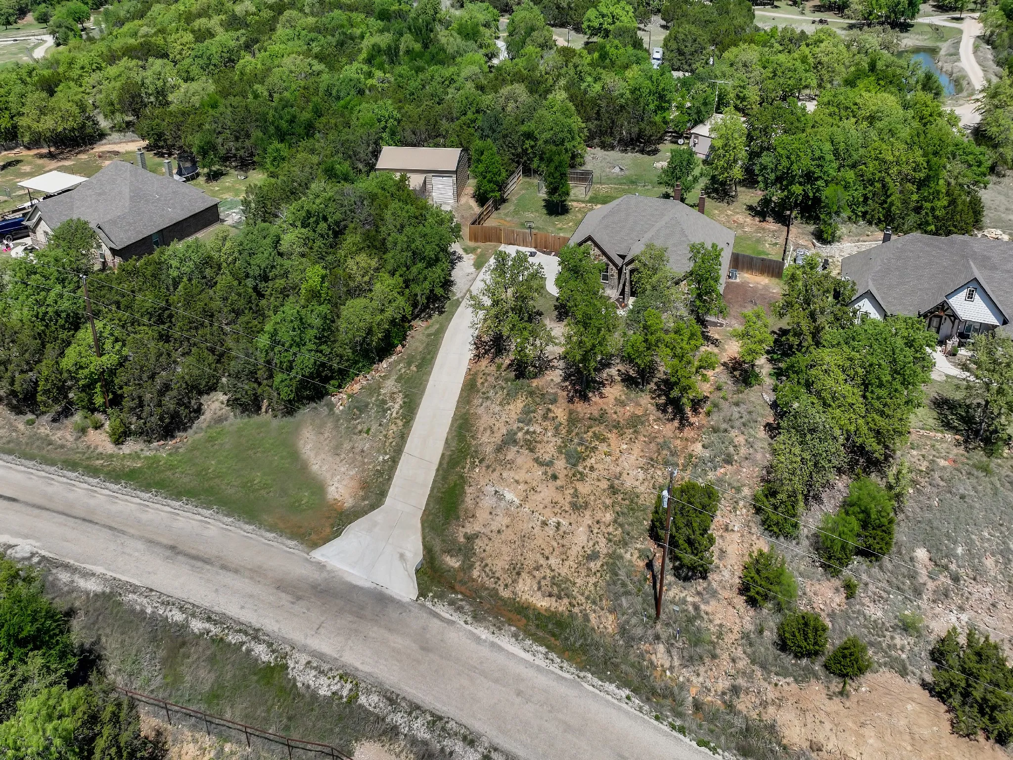 Single Family Residence For Sale in Parker County , 156 Cottongame Road, Weatherford, Texas 76088, 4 Bedroom, 2 Bathroom, 4 Garage spaces, 2,011 Sqft, built in 2020, mls#21222784, Real Estate Agent in Weatherford, Homes For Sale in Parker county, Homes For Sale in Weatherford, Realtor in Weatherford Texas, Real Estate Brokerage Independent Realty Texas, Luminita Cordes Realtor