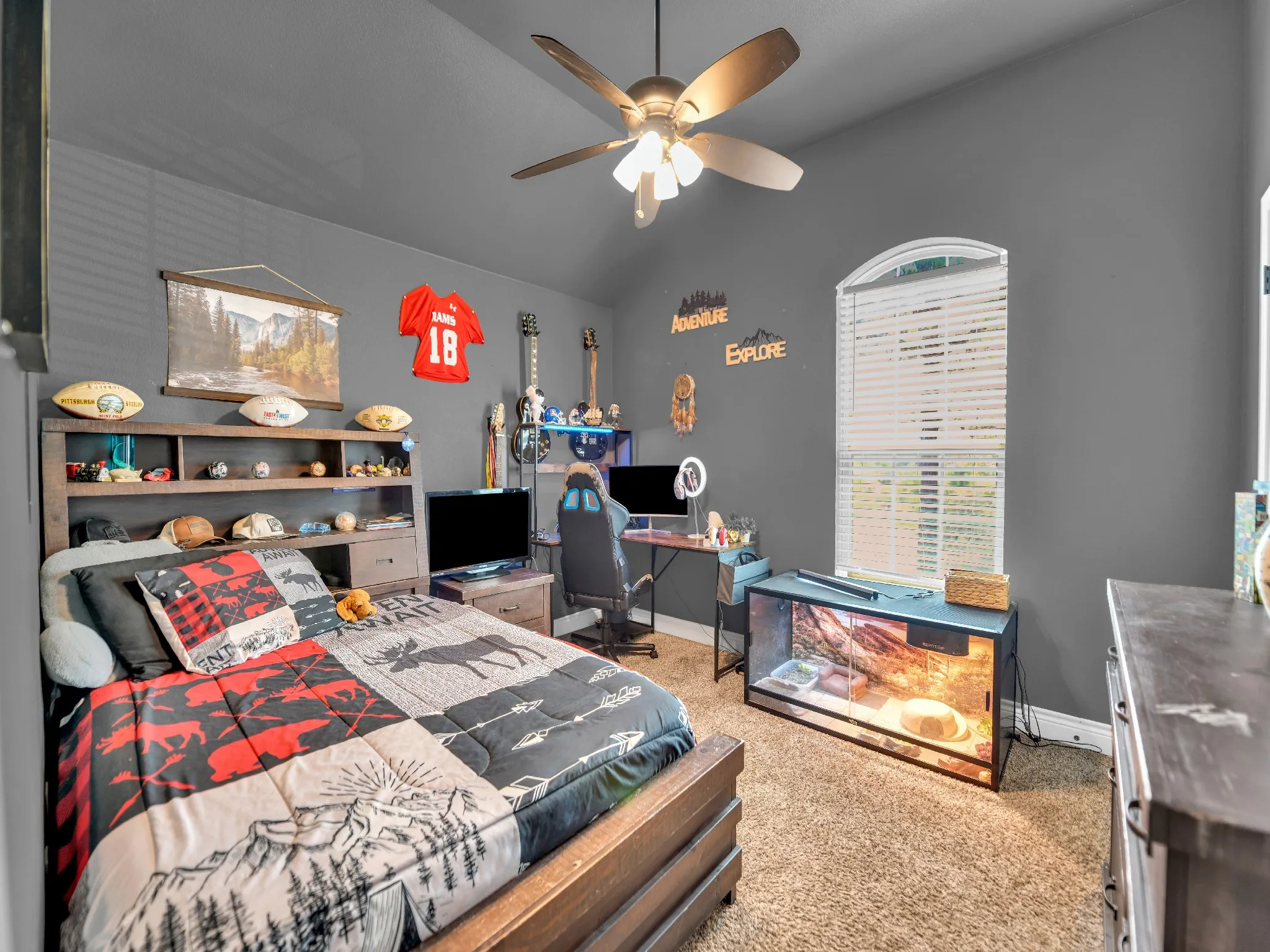 Single Family Residence For Sale in Parker County , 156 Cottongame Road, Weatherford, Texas 76088, 4 Bedroom, 2 Bathroom, 4 Garage spaces, 2,011 Sqft, built in 2020, mls#21222784, Real Estate Agent in Weatherford, Homes For Sale in Parker county, Homes For Sale in Weatherford, Realtor in Weatherford Texas, Real Estate Brokerage Independent Realty Texas, Luminita Cordes Realtor