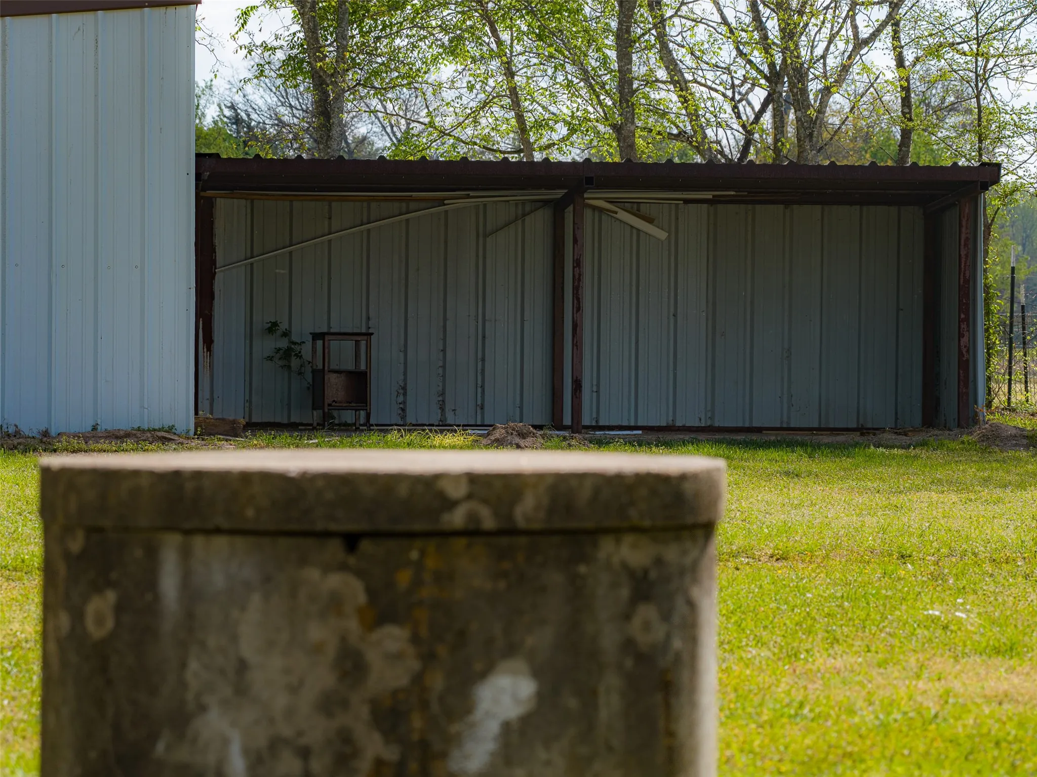 Single Family Residence For Sale in Van Zandt County , 10813 Fm 773, Ben Wheeler, Texas 75754, 5 Bedroom, 3 Bathroom, Garage spaces, 2,272 Sqft, built in 1990, Preowned, mls#21222776, Real Estate Agent in Ben Wheeler, Homes For Sale in Van Zandt county, Homes For Sale in Ben Wheeler, Realtor in Ben Wheeler Texas, Real Estate Brokerage Independent Realty Texas, Luminita Cordes Realtor