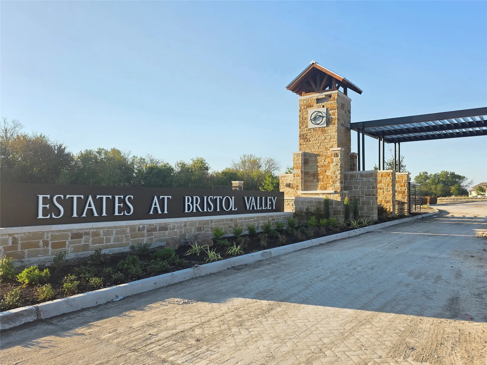 Single Family Residence For Sale in Rockwall County , 349 Bristol Valley Court, Heath, Texas 75032, 4 Bedroom, 6 Bathroom, 3 Garage spaces, 3,585 Sqft, built in 2026, New Construction - Incomplete, mls#21221979, Real Estate Agent in Heath, Homes For Sale in Rockwall county, Homes For Sale in Heath, Realtor in Heath Texas, Real Estate Brokerage Independent Realty Texas, Luminita Cordes Realtor