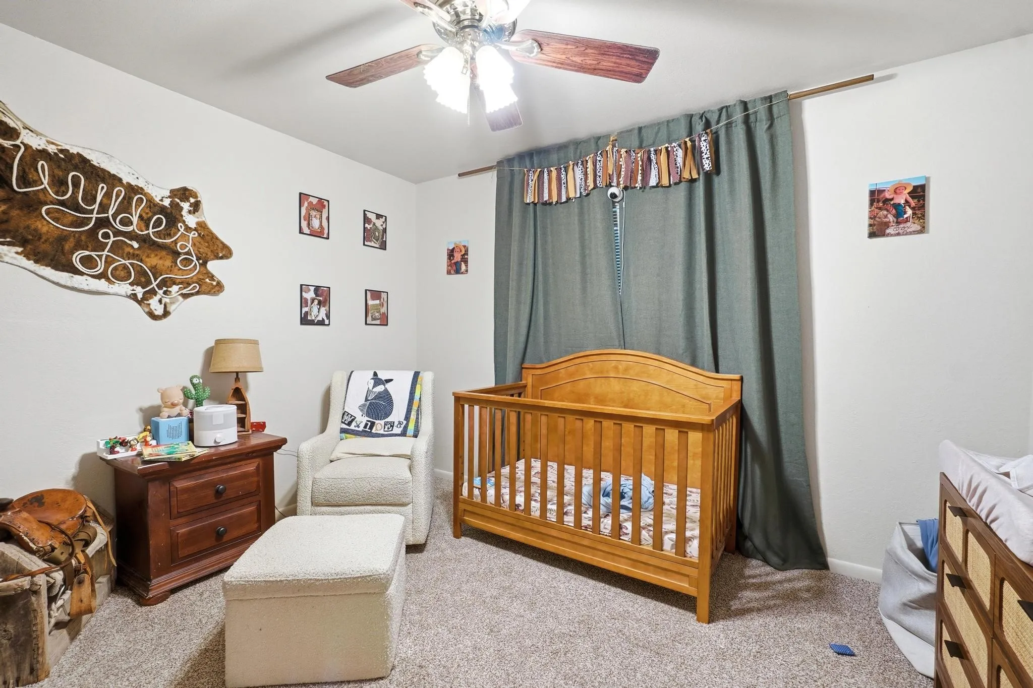 Single Family Residence For Sale in Coleman County , 1306 Westhill Lane, Coleman, Texas 76834, 4 Bedroom, 3 Bathroom, Garage spaces, 1,958 Sqft, built in 1978, Preowned, mls#21222817, Real Estate Agent in Coleman, Homes For Sale in Coleman county, Homes For Sale in Coleman, Realtor in Coleman Texas, Real Estate Brokerage Independent Realty Texas, Luminita Cordes Realtor