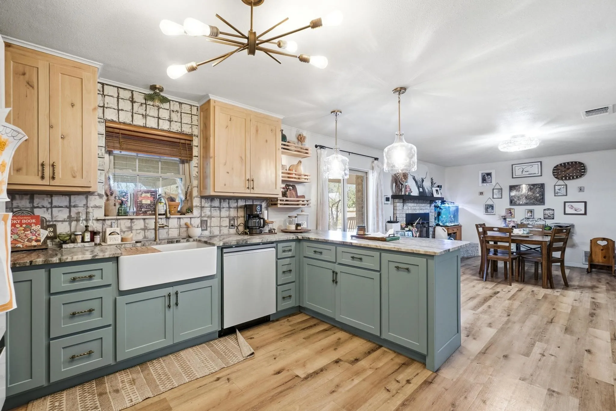 Single Family Residence For Sale in Coleman County , 1306 Westhill Lane, Coleman, Texas 76834, 4 Bedroom, 3 Bathroom, Garage spaces, 1,958 Sqft, built in 1978, Preowned, mls#21222817, Real Estate Agent in Coleman, Homes For Sale in Coleman county, Homes For Sale in Coleman, Realtor in Coleman Texas, Real Estate Brokerage Independent Realty Texas, Luminita Cordes Realtor