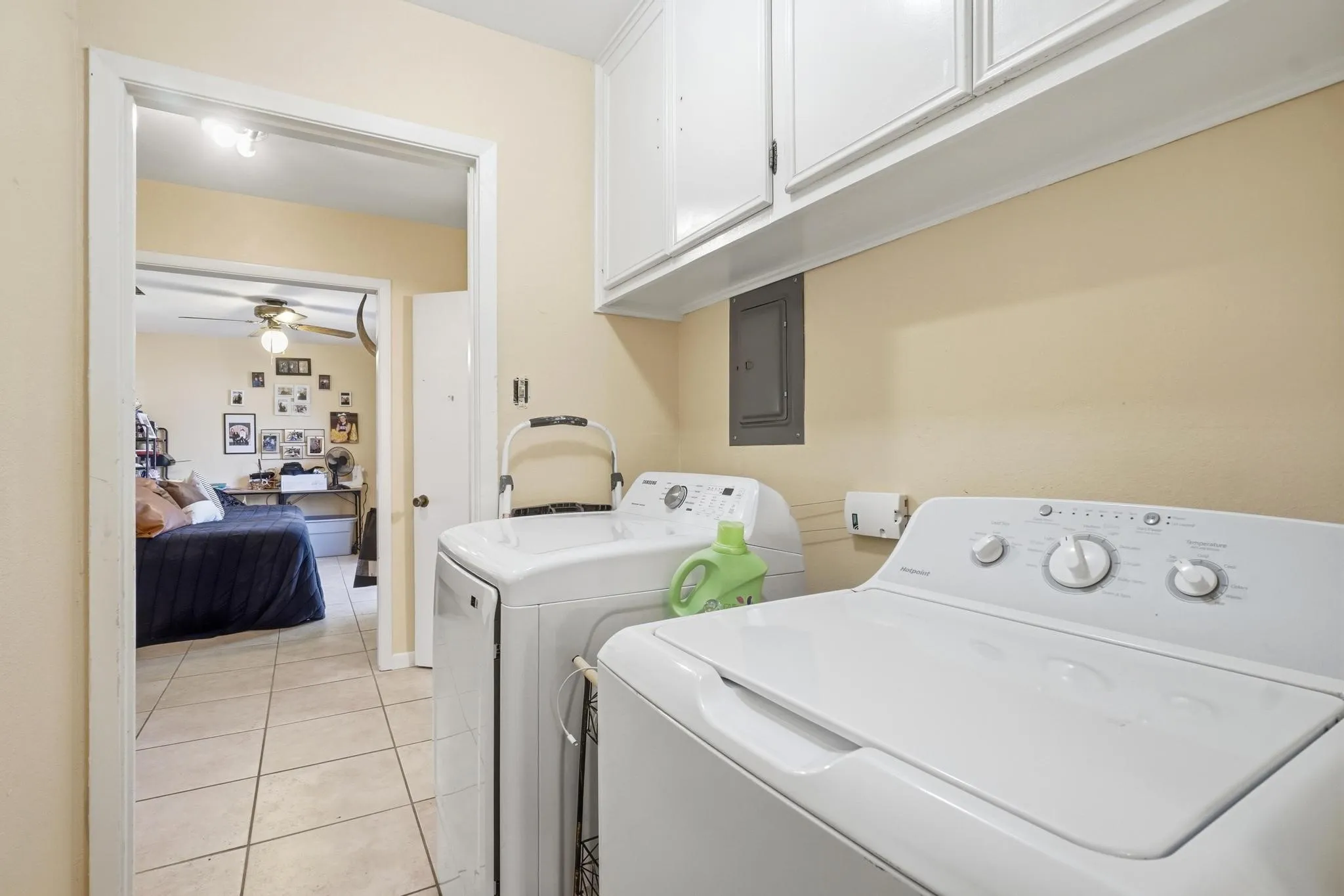 Single Family Residence For Sale in Coleman County , 1306 Westhill Lane, Coleman, Texas 76834, 4 Bedroom, 3 Bathroom, Garage spaces, 1,958 Sqft, built in 1978, Preowned, mls#21222817, Real Estate Agent in Coleman, Homes For Sale in Coleman county, Homes For Sale in Coleman, Realtor in Coleman Texas, Real Estate Brokerage Independent Realty Texas, Luminita Cordes Realtor