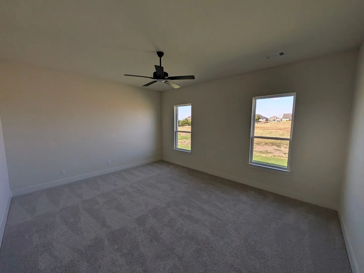 Single Family Residence For Sale in Fannin County , 1512 County Road 4910, Leonard, Texas 75452, 4 Bedroom, 3 Bathroom, 3 Garage spaces, 2,857 Sqft, built in 2026, New Construction - Incomplete, mls#21222897, Real Estate Agent in Leonard, Homes For Sale in Fannin county, Homes For Sale in Leonard, Realtor in Leonard Texas, Real Estate Brokerage Independent Realty Texas, Luminita Cordes Realtor