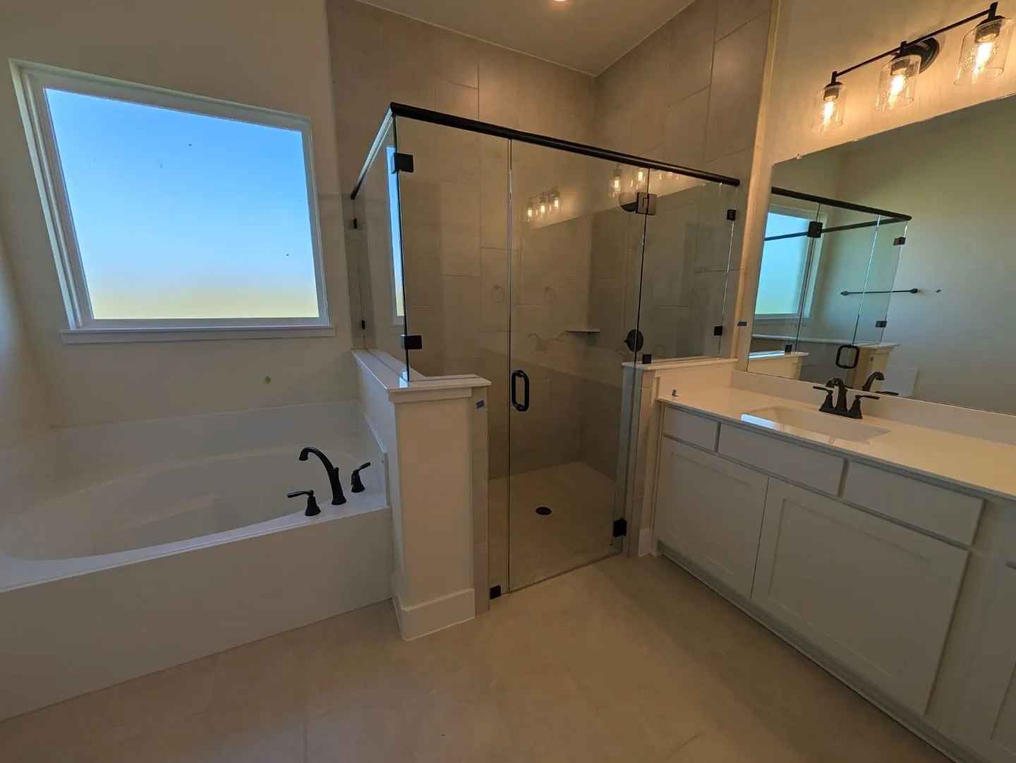 Single Family Residence For Sale in Fannin County , 1512 County Road 4910, Leonard, Texas 75452, 4 Bedroom, 3 Bathroom, 3 Garage spaces, 2,857 Sqft, built in 2026, New Construction - Incomplete, mls#21222897, Real Estate Agent in Leonard, Homes For Sale in Fannin county, Homes For Sale in Leonard, Realtor in Leonard Texas, Real Estate Brokerage Independent Realty Texas, Luminita Cordes Realtor