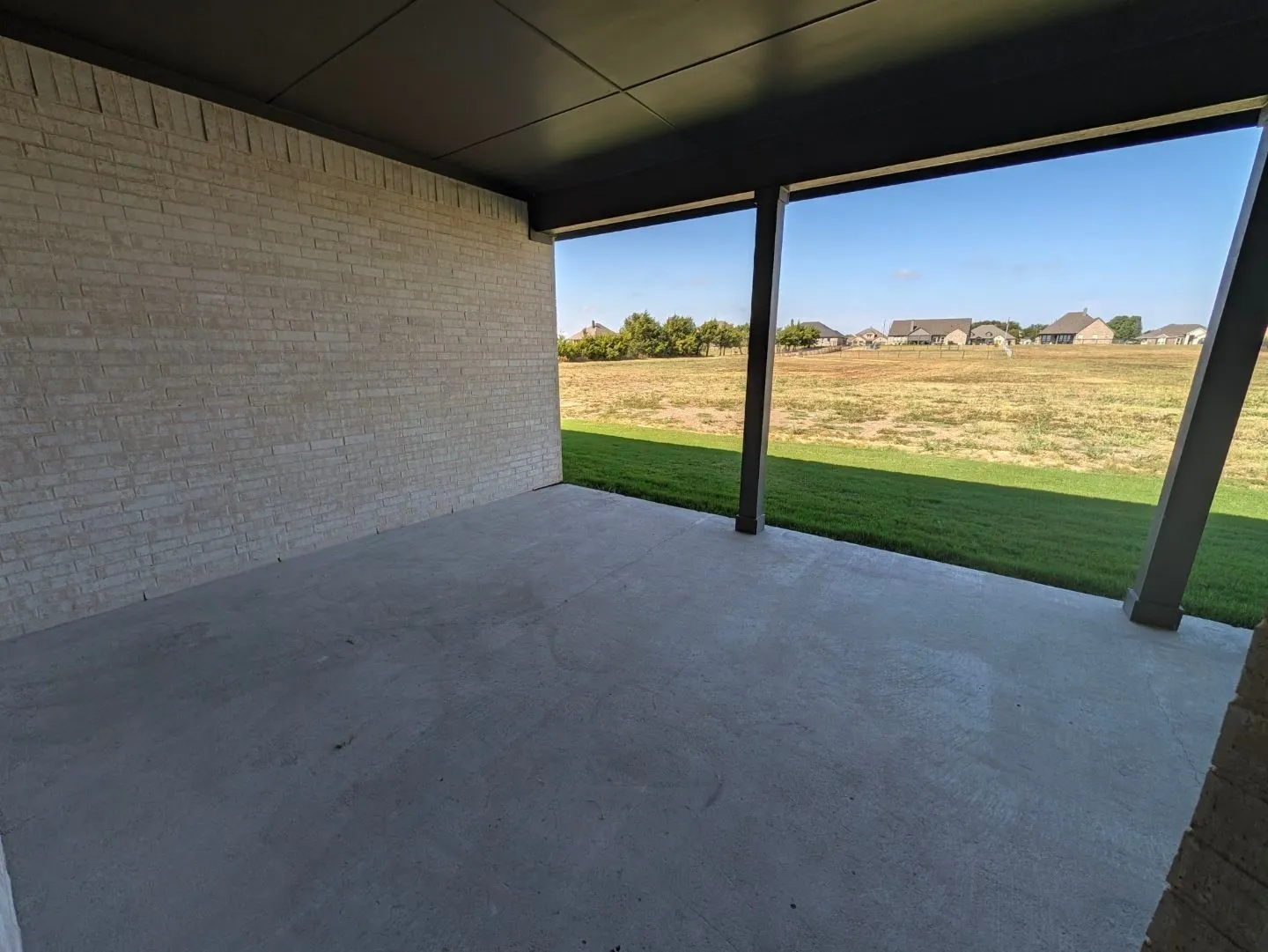 Single Family Residence For Sale in Fannin County , 1512 County Road 4910, Leonard, Texas 75452, 4 Bedroom, 3 Bathroom, 3 Garage spaces, 2,857 Sqft, built in 2026, New Construction - Incomplete, mls#21222897, Real Estate Agent in Leonard, Homes For Sale in Fannin county, Homes For Sale in Leonard, Realtor in Leonard Texas, Real Estate Brokerage Independent Realty Texas, Luminita Cordes Realtor