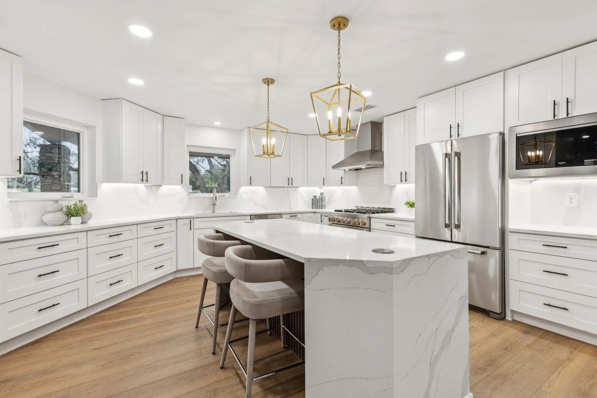 Single Family Residence For Rent in Dallas County , 7420 Royal Lane, Dallas, Texas 75230, 5 Bedroom, 8 Bathroom, 3 Garage spaces, 5,297 Sqft, built in 1973, mls#21222938, Real Estate Agent in Dallas, Homes For Rent in Dallas county, Homes For Rent in Dallas, Realtor in Dallas Texas, Real Estate Brokerage Independent Realty Texas, Luminita Cordes Realtor