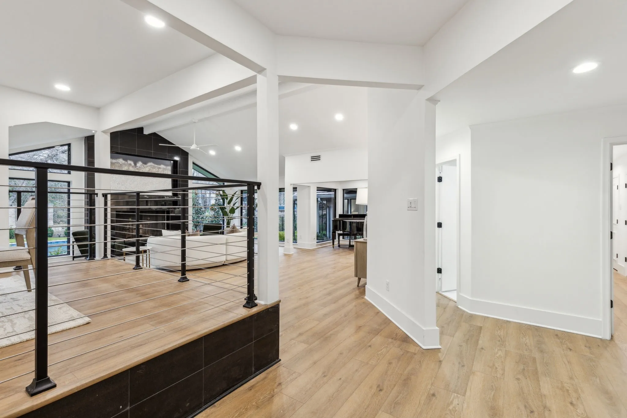 Single Family Residence For Rent in Dallas County , 7420 Royal Lane, Dallas, Texas 75230, 5 Bedroom, 8 Bathroom, 3 Garage spaces, 5,297 Sqft, built in 1973, mls#21222938, Real Estate Agent in Dallas, Homes For Rent in Dallas county, Homes For Rent in Dallas, Realtor in Dallas Texas, Real Estate Brokerage Independent Realty Texas, Luminita Cordes Realtor