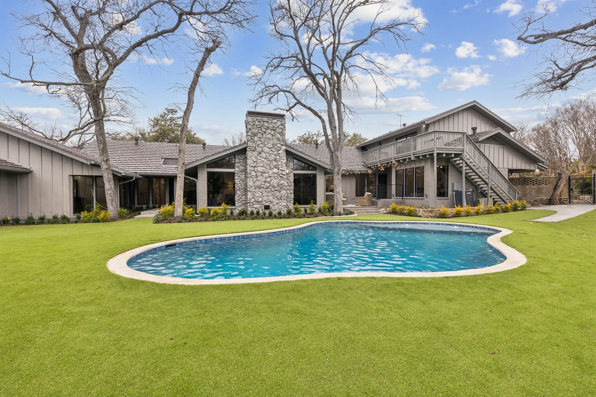 Single Family Residence For Rent in Dallas County , 7420 Royal Lane, Dallas, Texas 75230, 5 Bedroom, 8 Bathroom, 3 Garage spaces, 5,297 Sqft, built in 1973, mls#21222938, Real Estate Agent in Dallas, Homes For Rent in Dallas county, Homes For Rent in Dallas, Realtor in Dallas Texas, Real Estate Brokerage Independent Realty Texas, Luminita Cordes Realtor
