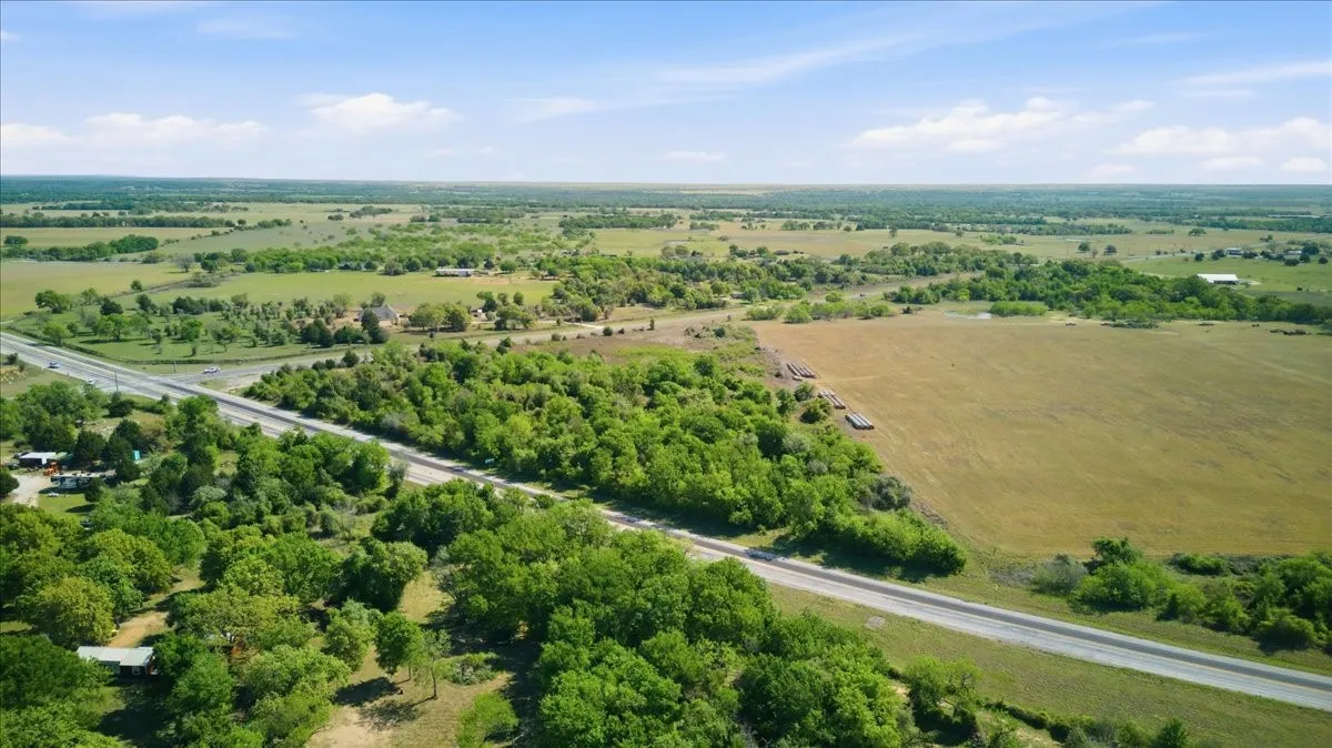 Unimproved Land For Sale in Hill County , 2114 Fm 933, Aquilla, Texas 76622, 0, 0, Garage spaces, 0 Sqft, built in 0, Price $399,000, mls#21222986, Real Estate Agent in Aquilla, Homes For Sale in Hill county, Homes For Sale in Aquilla, Realtor in Aquilla Texas, Real Estate Brokerage Independent Realty Texas, Luminita Cordes Realtor