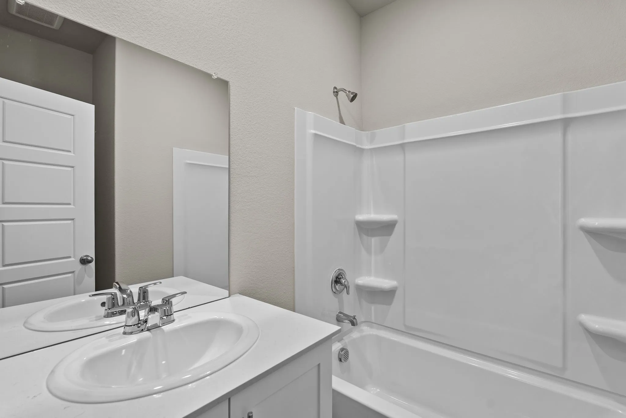 Single Family Residence For Sale in Tarrant County , 3113 Maple Orchard Lane, Fort Worth, Texas 76140, 3 Bedroom, 2 Bathroom, 2 Garage spaces, 1,284 Sqft, built in 2025, mls#21222998, Real Estate Agent in Fort Worth, Homes For Sale in Tarrant county, Homes For Sale in Fort Worth, Realtor in Fort Worth Texas, Real Estate Brokerage Independent Realty Texas, Luminita Cordes Realtor