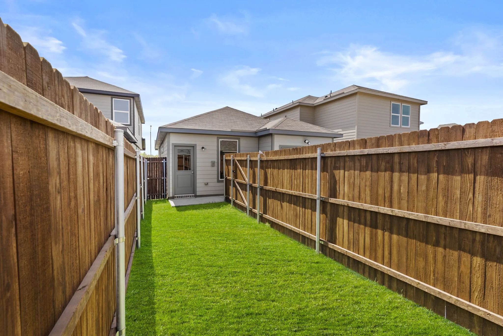 Single Family Residence For Sale in Tarrant County , 3113 Maple Orchard Lane, Fort Worth, Texas 76140, 3 Bedroom, 2 Bathroom, 2 Garage spaces, 1,284 Sqft, built in 2025, mls#21222998, Real Estate Agent in Fort Worth, Homes For Sale in Tarrant county, Homes For Sale in Fort Worth, Realtor in Fort Worth Texas, Real Estate Brokerage Independent Realty Texas, Luminita Cordes Realtor