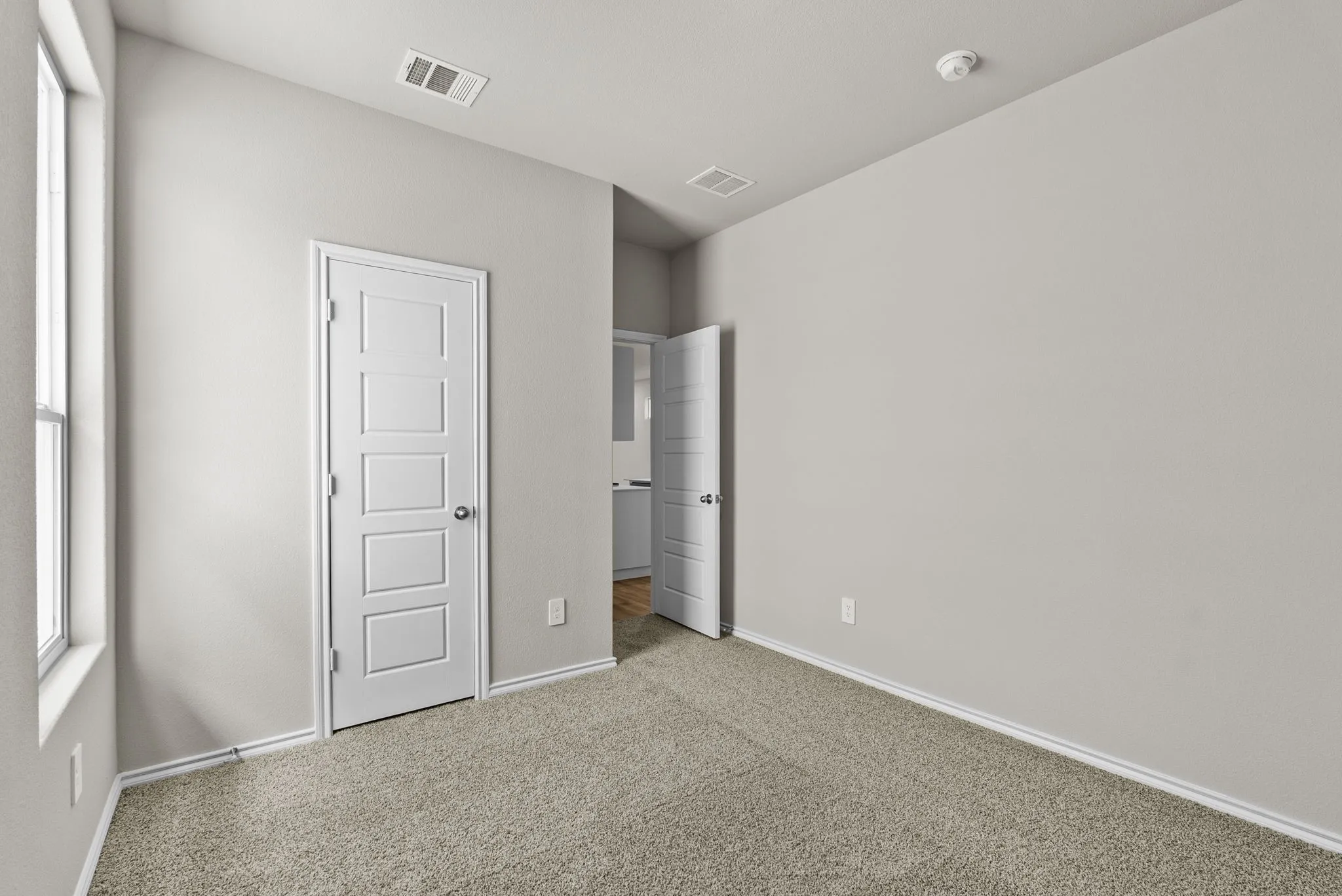 Single Family Residence For Sale in Tarrant County , 3113 Maple Orchard Lane, Fort Worth, Texas 76140, 3 Bedroom, 2 Bathroom, 2 Garage spaces, 1,284 Sqft, built in 2025, mls#21222998, Real Estate Agent in Fort Worth, Homes For Sale in Tarrant county, Homes For Sale in Fort Worth, Realtor in Fort Worth Texas, Real Estate Brokerage Independent Realty Texas, Luminita Cordes Realtor