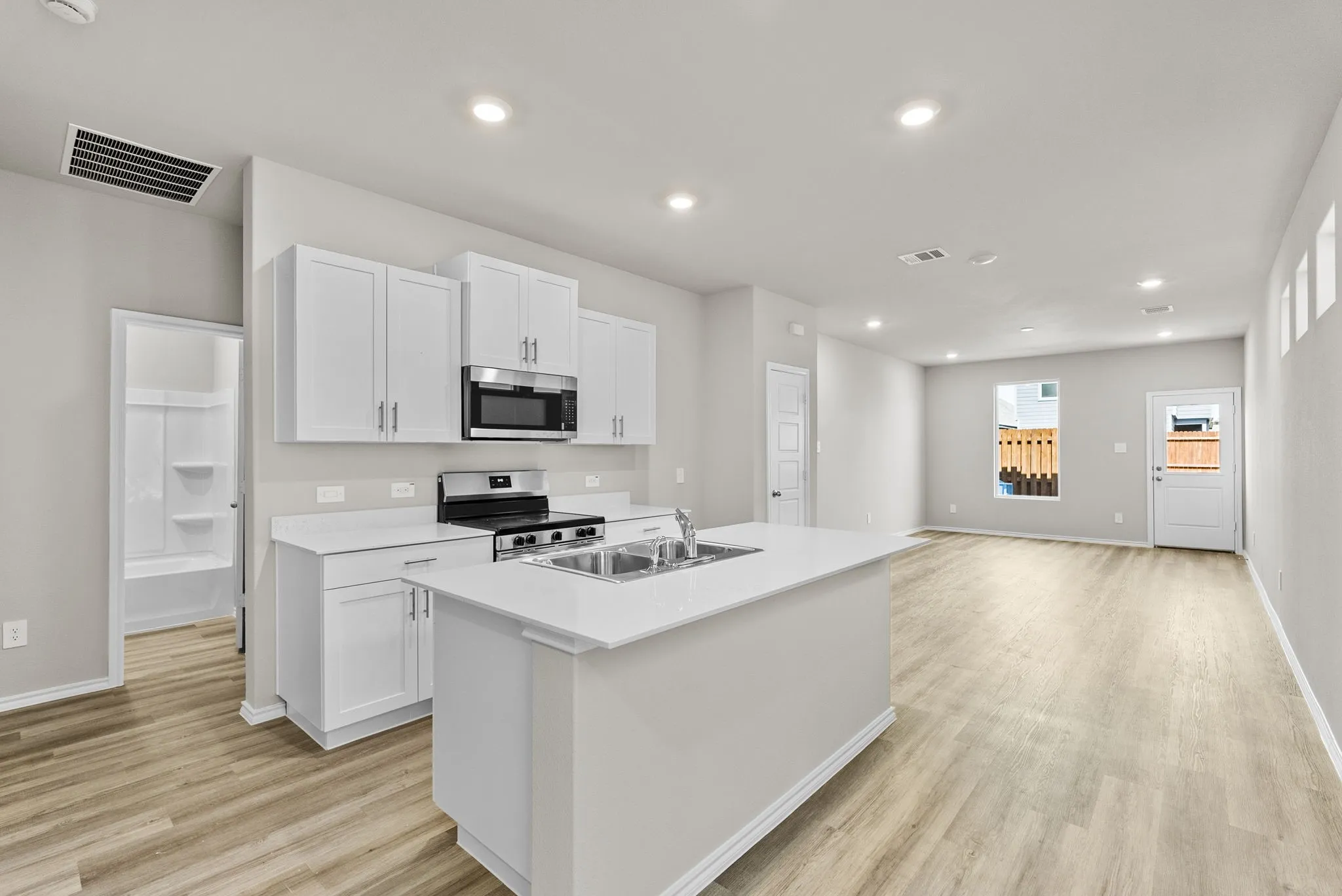 Single Family Residence For Sale in Tarrant County , 3113 Maple Orchard Lane, Fort Worth, Texas 76140, 3 Bedroom, 2 Bathroom, 2 Garage spaces, 1,284 Sqft, built in 2025, mls#21222998, Real Estate Agent in Fort Worth, Homes For Sale in Tarrant county, Homes For Sale in Fort Worth, Realtor in Fort Worth Texas, Real Estate Brokerage Independent Realty Texas, Luminita Cordes Realtor