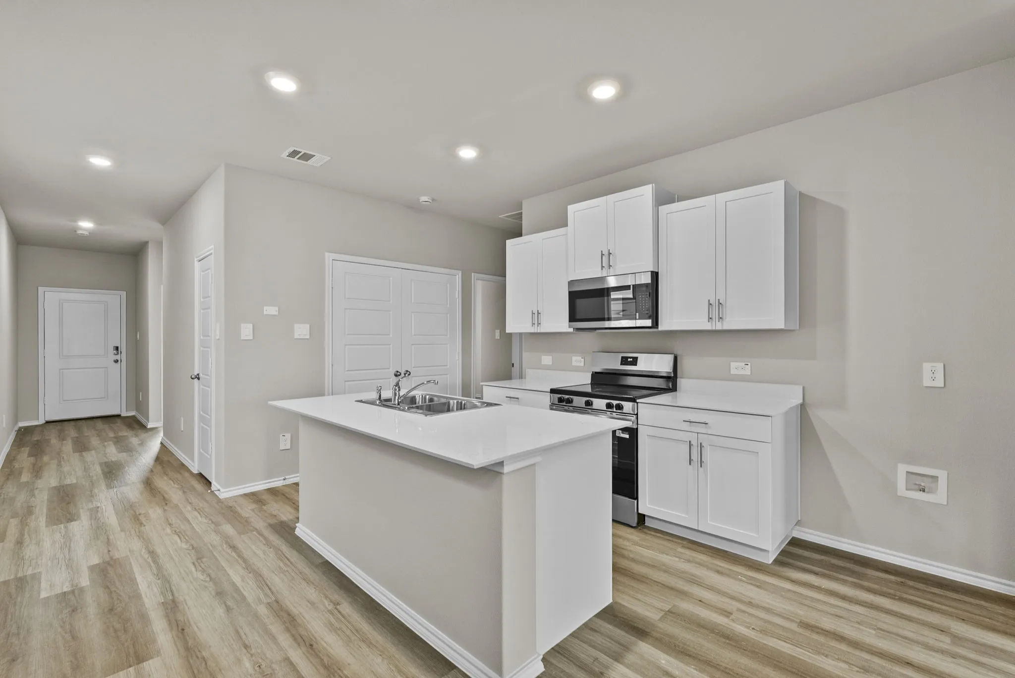Single Family Residence For Sale in Tarrant County , 3113 Maple Orchard Lane, Fort Worth, Texas 76140, 3 Bedroom, 2 Bathroom, 2 Garage spaces, 1,284 Sqft, built in 2025, mls#21222998, Real Estate Agent in Fort Worth, Homes For Sale in Tarrant county, Homes For Sale in Fort Worth, Realtor in Fort Worth Texas, Real Estate Brokerage Independent Realty Texas, Luminita Cordes Realtor