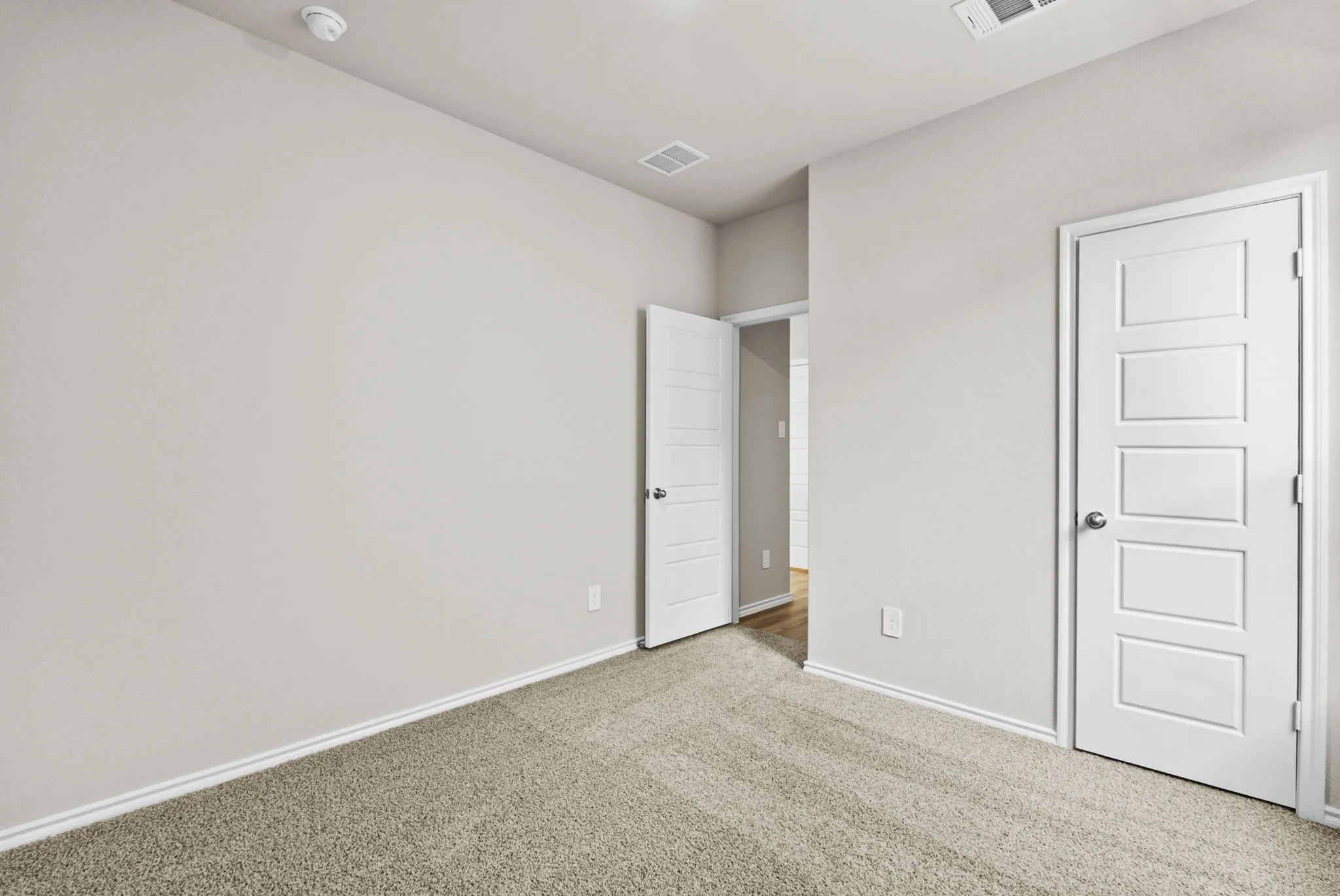 Single Family Residence For Sale in Tarrant County , 3133 Maple Orchard Lane, Fort Worth, Texas 76140, 3 Bedroom, 2 Bathroom, 2 Garage spaces, 1,284 Sqft, built in 2025, mls#21223034, Real Estate Agent in Fort Worth, Homes For Sale in Tarrant county, Homes For Sale in Fort Worth, Realtor in Fort Worth Texas, Real Estate Brokerage Independent Realty Texas, Luminita Cordes Realtor