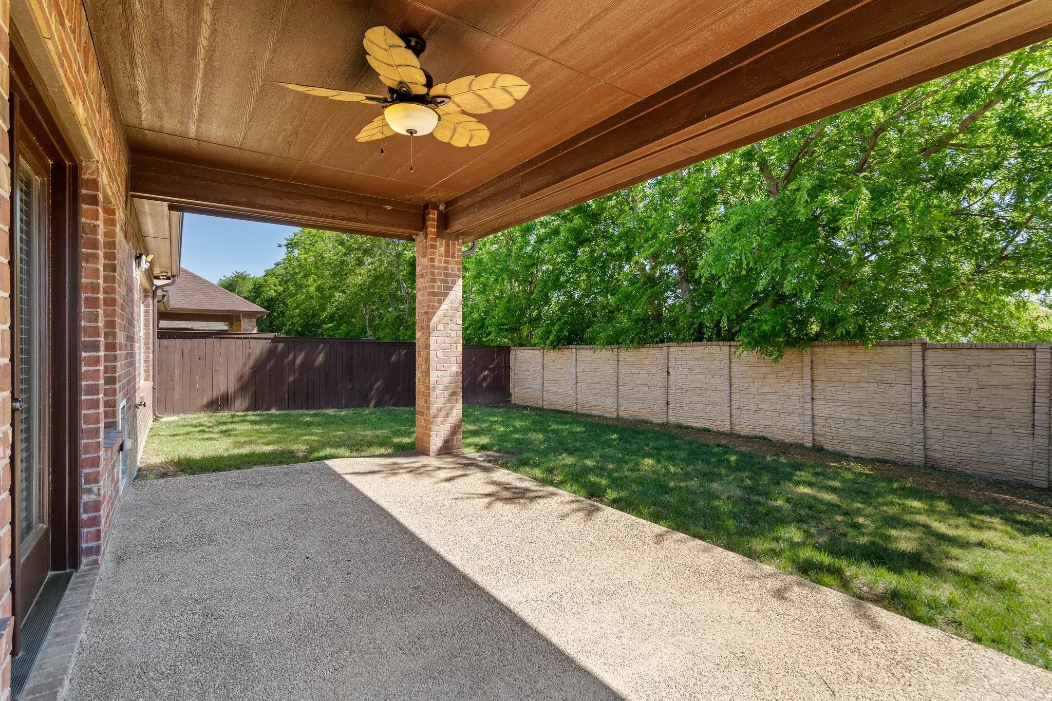 Single Family Residence For Sale in Tarrant County , 2143 Serene Court, Keller, Texas 76248, 4 Bedroom, 4 Bathroom, 2 Garage spaces, 3,092 Sqft, built in 2010, Preowned, mls#21222423, Real Estate Agent in Keller, Homes For Sale in Tarrant county, Homes For Sale in Keller, Realtor in Keller Texas, Real Estate Brokerage Independent Realty Texas, Luminita Cordes Realtor