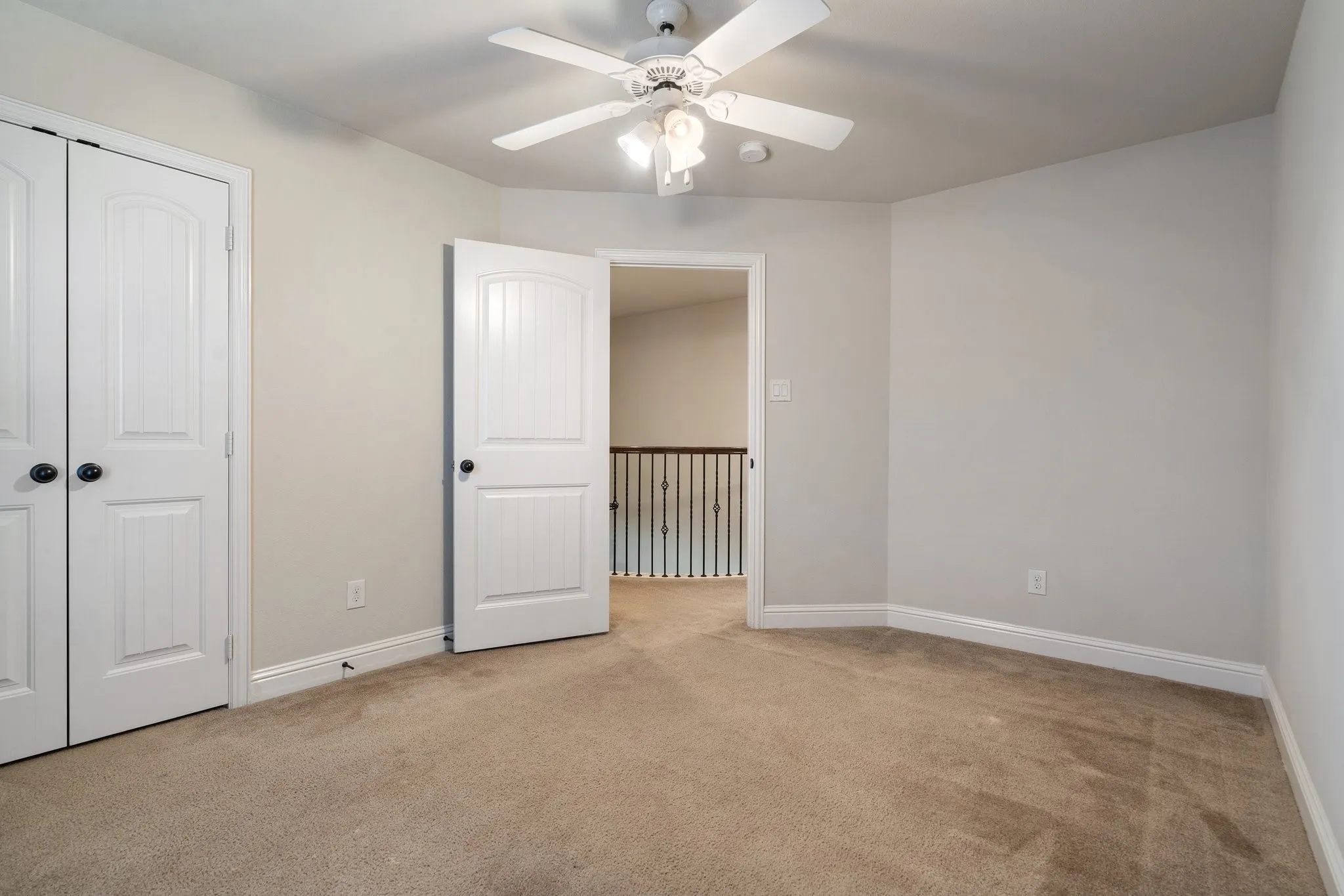 Single Family Residence For Sale in Tarrant County , 2143 Serene Court, Keller, Texas 76248, 4 Bedroom, 4 Bathroom, 2 Garage spaces, 3,092 Sqft, built in 2010, Preowned, mls#21222423, Real Estate Agent in Keller, Homes For Sale in Tarrant county, Homes For Sale in Keller, Realtor in Keller Texas, Real Estate Brokerage Independent Realty Texas, Luminita Cordes Realtor