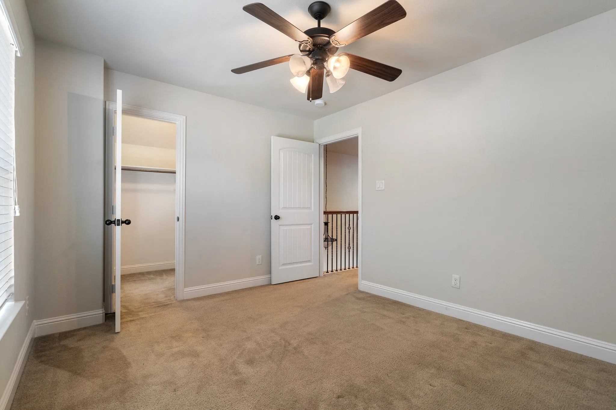 3 secondary bedrooms upstairs