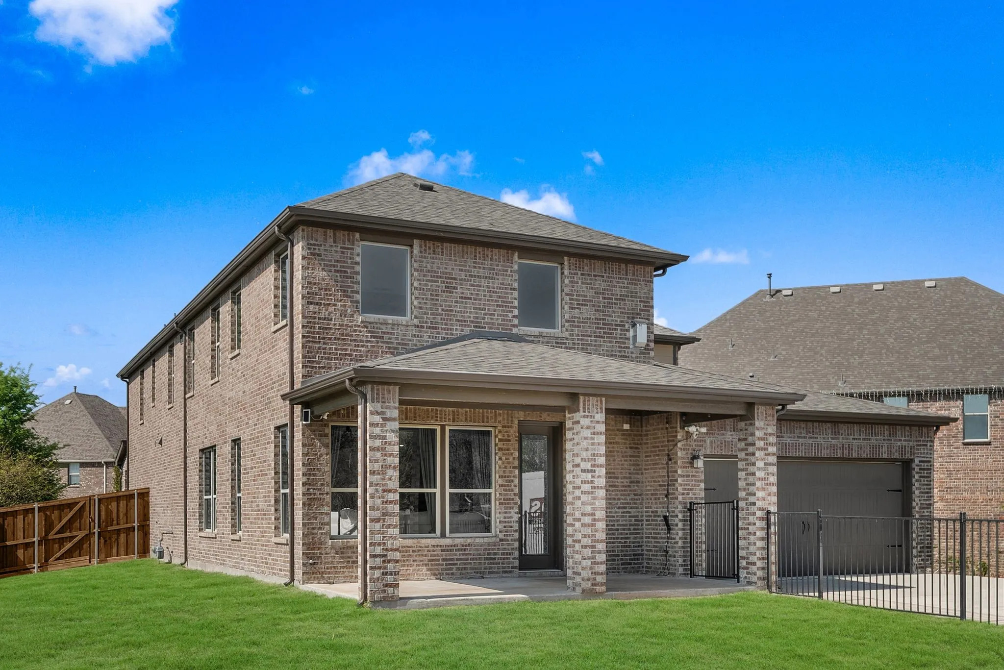 Single Family Residence For Sale in Collin County , 3696 Furrow Road, Frisco, Texas 75035, 6 Bedroom, 4 Bathroom, 2 Garage spaces, 3,858 Sqft, built in 2018, Preowned, mls#21222043, Real Estate Agent in Frisco, Homes For Sale in Collin county, Homes For Sale in Frisco, Realtor in Frisco Texas, Real Estate Brokerage Independent Realty Texas, Luminita Cordes Realtor