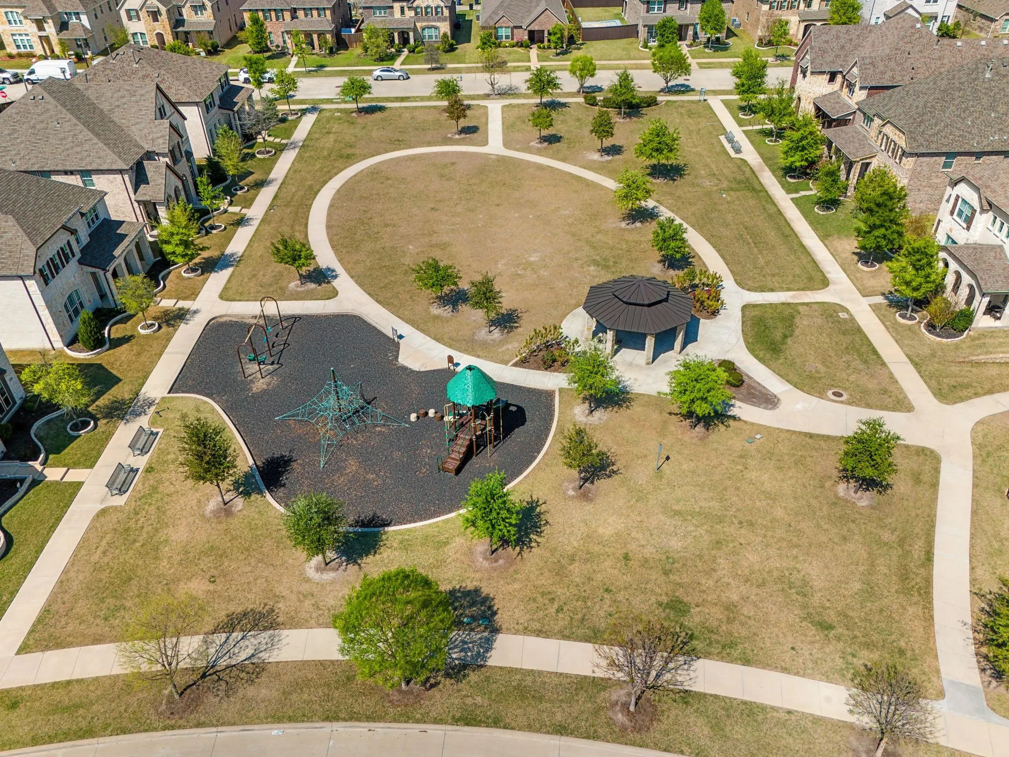 Single Family Residence For Sale in Collin County , 3696 Furrow Road, Frisco, Texas 75035, 6 Bedroom, 4 Bathroom, 2 Garage spaces, 3,858 Sqft, built in 2018, Preowned, mls#21222043, Real Estate Agent in Frisco, Homes For Sale in Collin county, Homes For Sale in Frisco, Realtor in Frisco Texas, Real Estate Brokerage Independent Realty Texas, Luminita Cordes Realtor