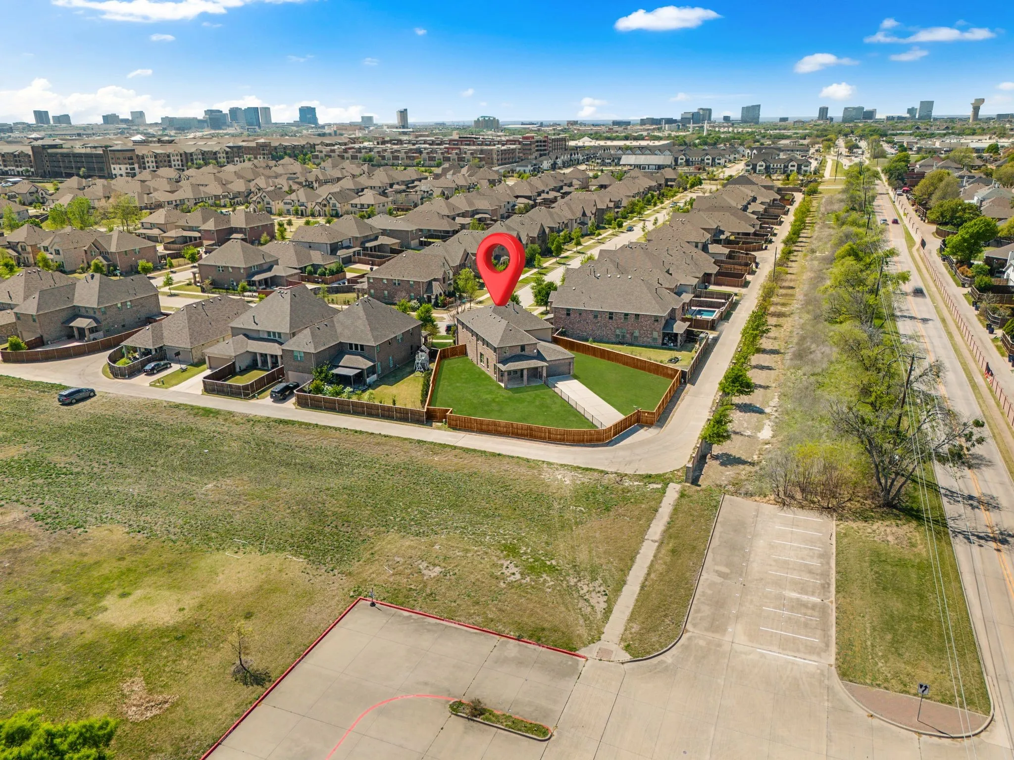 Single Family Residence For Sale in Collin County , 3696 Furrow Road, Frisco, Texas 75035, 6 Bedroom, 4 Bathroom, 2 Garage spaces, 3,858 Sqft, built in 2018, Preowned, mls#21222043, Real Estate Agent in Frisco, Homes For Sale in Collin county, Homes For Sale in Frisco, Realtor in Frisco Texas, Real Estate Brokerage Independent Realty Texas, Luminita Cordes Realtor