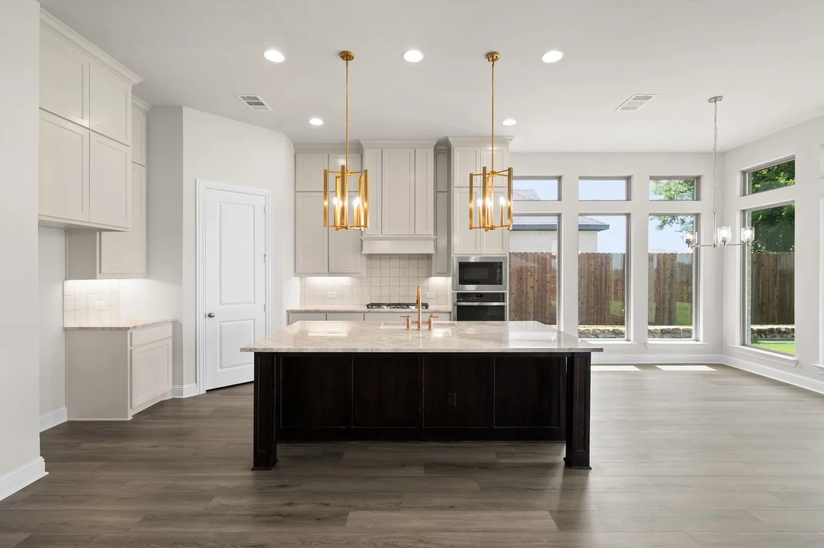 3426 Arbor Grove- Kitchen-8751
