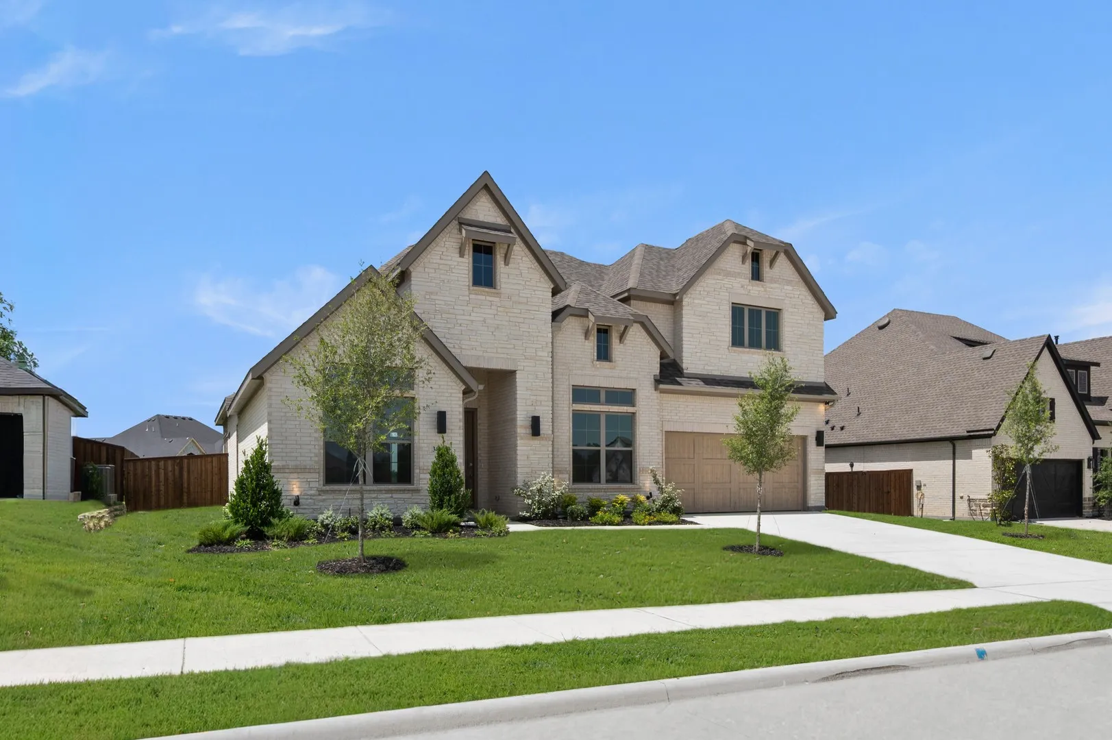 3426 Arbor Grove- Front-8662
