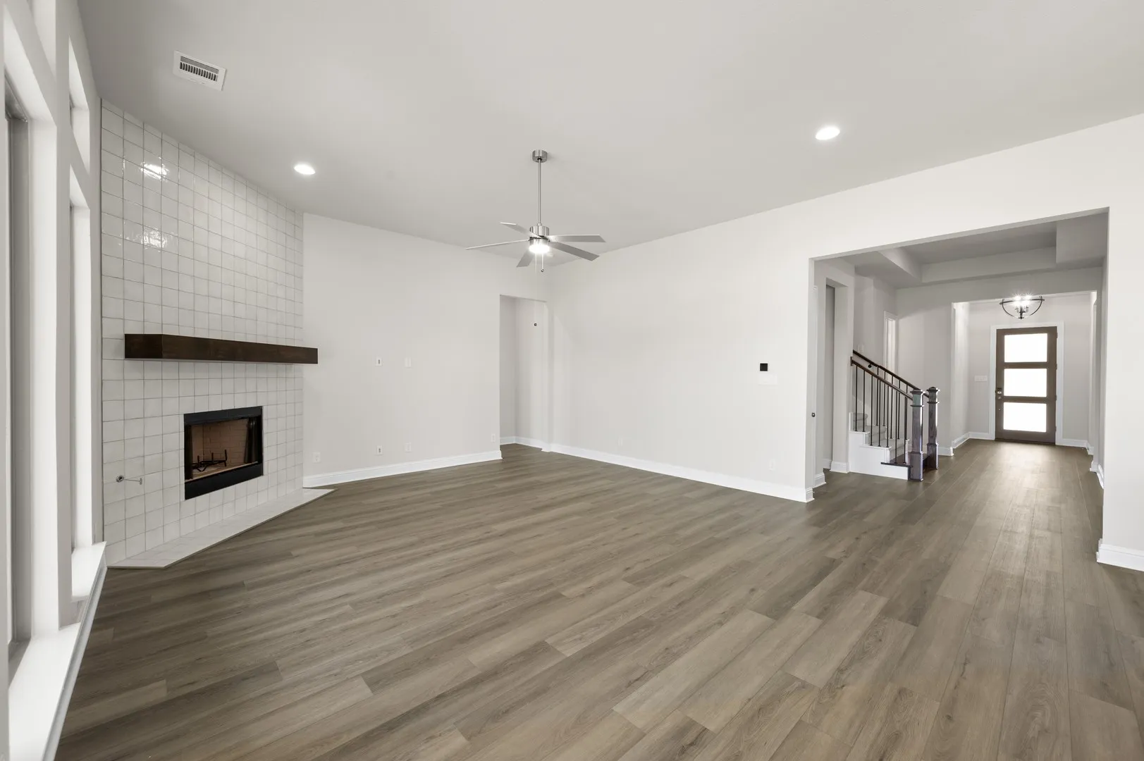 3426 Arbor Grove- Living Room-8741