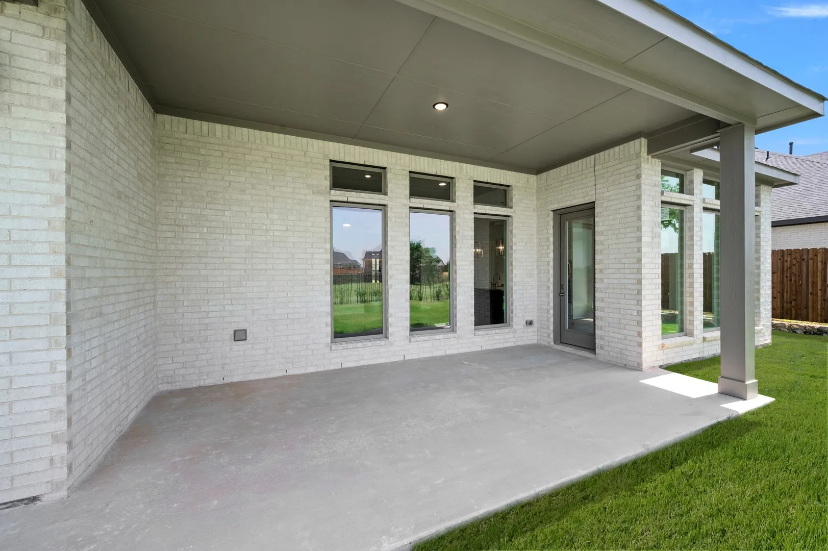 3426 Arbor Grove- Back-8676