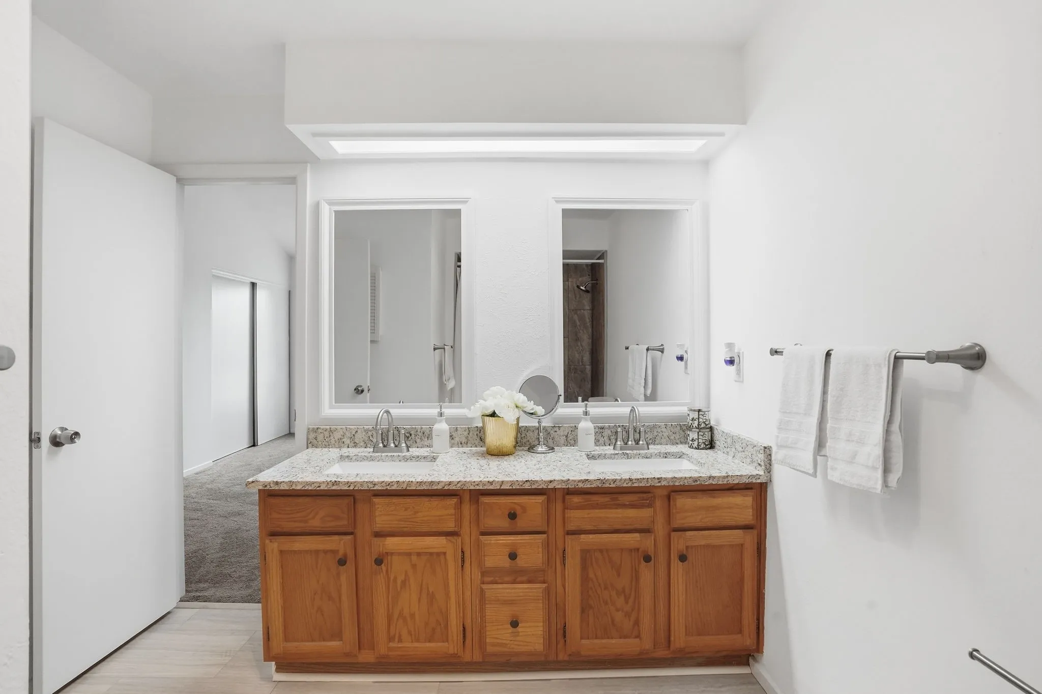 Condominium For Rent in Dallas County , 204 Samuel Boulevard i3, Coppell, Texas 75019, 2 Bedrooms, 2 Bathrooms, Garage spaces, 1,188 Sqft, built in 1984, Price $2,125, mls#21223103, Real Estate Agent in Coppell, Homes For Rent in Dallas county, Homes For Rent in Coppell, Realtor in Coppell Texas, Real Estate Brokerage Independent Realty Texas, Luminita Cordes Realtor