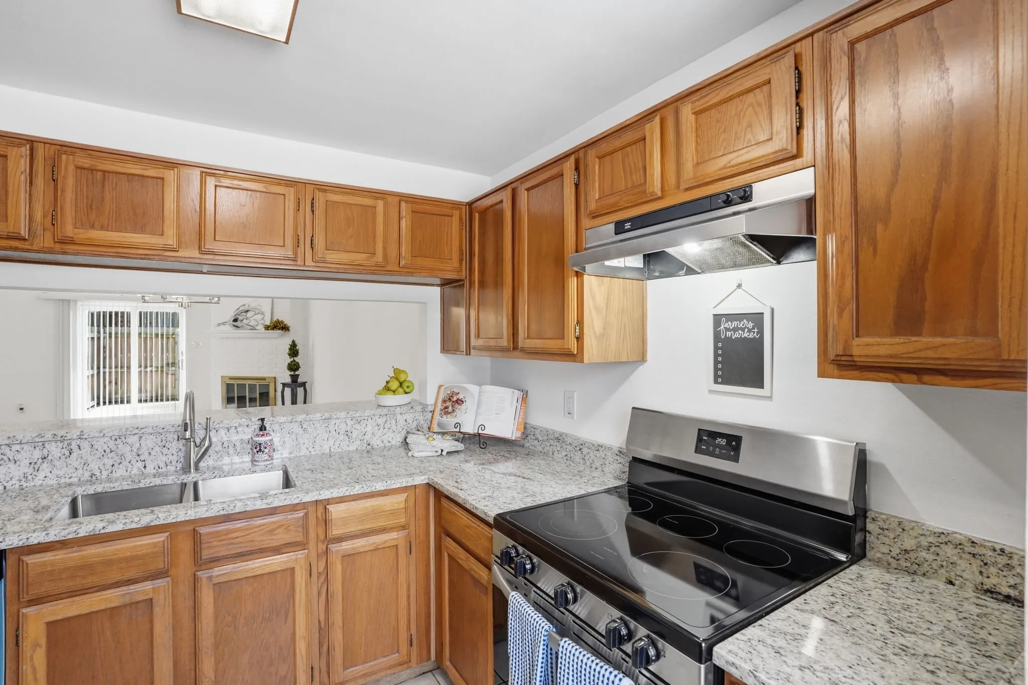Condominium For Rent in Dallas County , 204 Samuel Boulevard i3, Coppell, Texas 75019, 2 Bedrooms, 2 Bathrooms, Garage spaces, 1,188 Sqft, built in 1984, Price $2,125, mls#21223103, Real Estate Agent in Coppell, Homes For Rent in Dallas county, Homes For Rent in Coppell, Realtor in Coppell Texas, Real Estate Brokerage Independent Realty Texas, Luminita Cordes Realtor