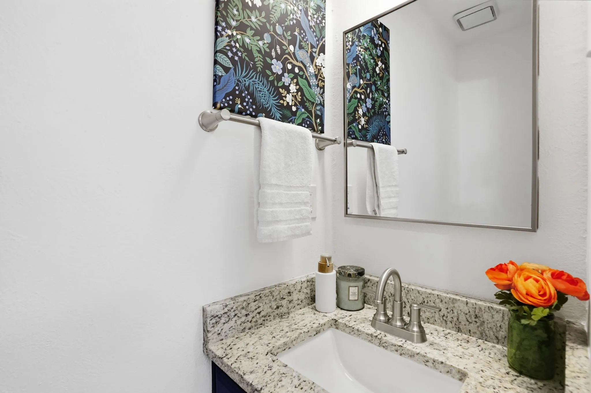 Condominium For Rent in Dallas County , 204 Samuel Boulevard i3, Coppell, Texas 75019, 2 Bedrooms, 2 Bathrooms, Garage spaces, 1,188 Sqft, built in 1984, Price $2,125, mls#21223103, Real Estate Agent in Coppell, Homes For Rent in Dallas county, Homes For Rent in Coppell, Realtor in Coppell Texas, Real Estate Brokerage Independent Realty Texas, Luminita Cordes Realtor